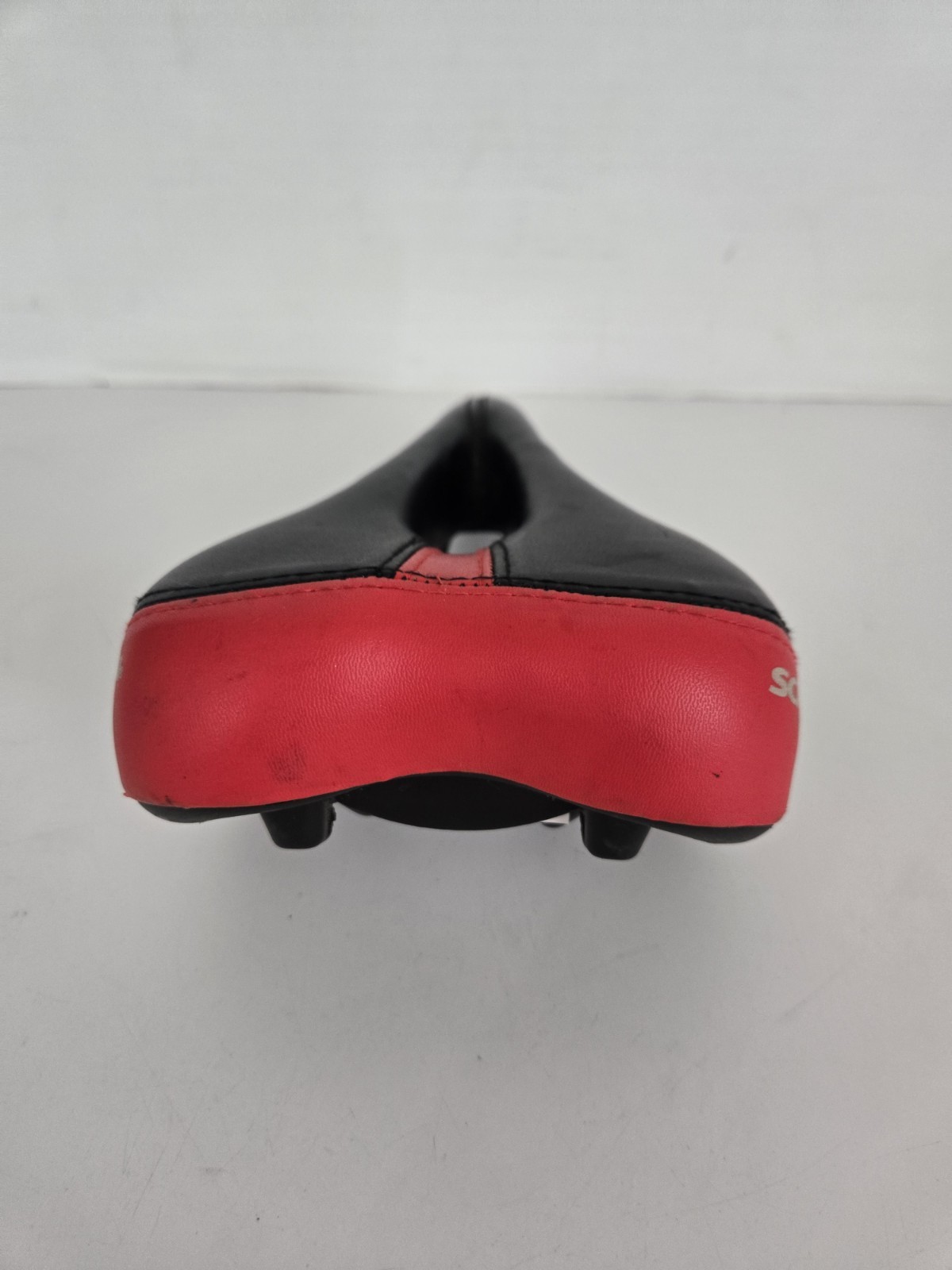 Schwinn Bicycle Seat 9.5 X 5.5” Red & Black Split Seat Hole In Center FREE SHIP
