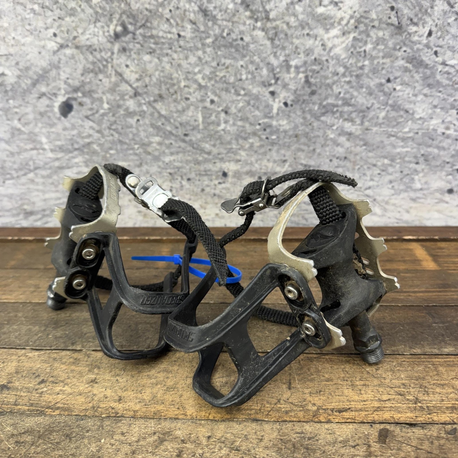Vintage Specialized Platform Bike Pedals 9/16 1990s Toe Clips Straps Pair