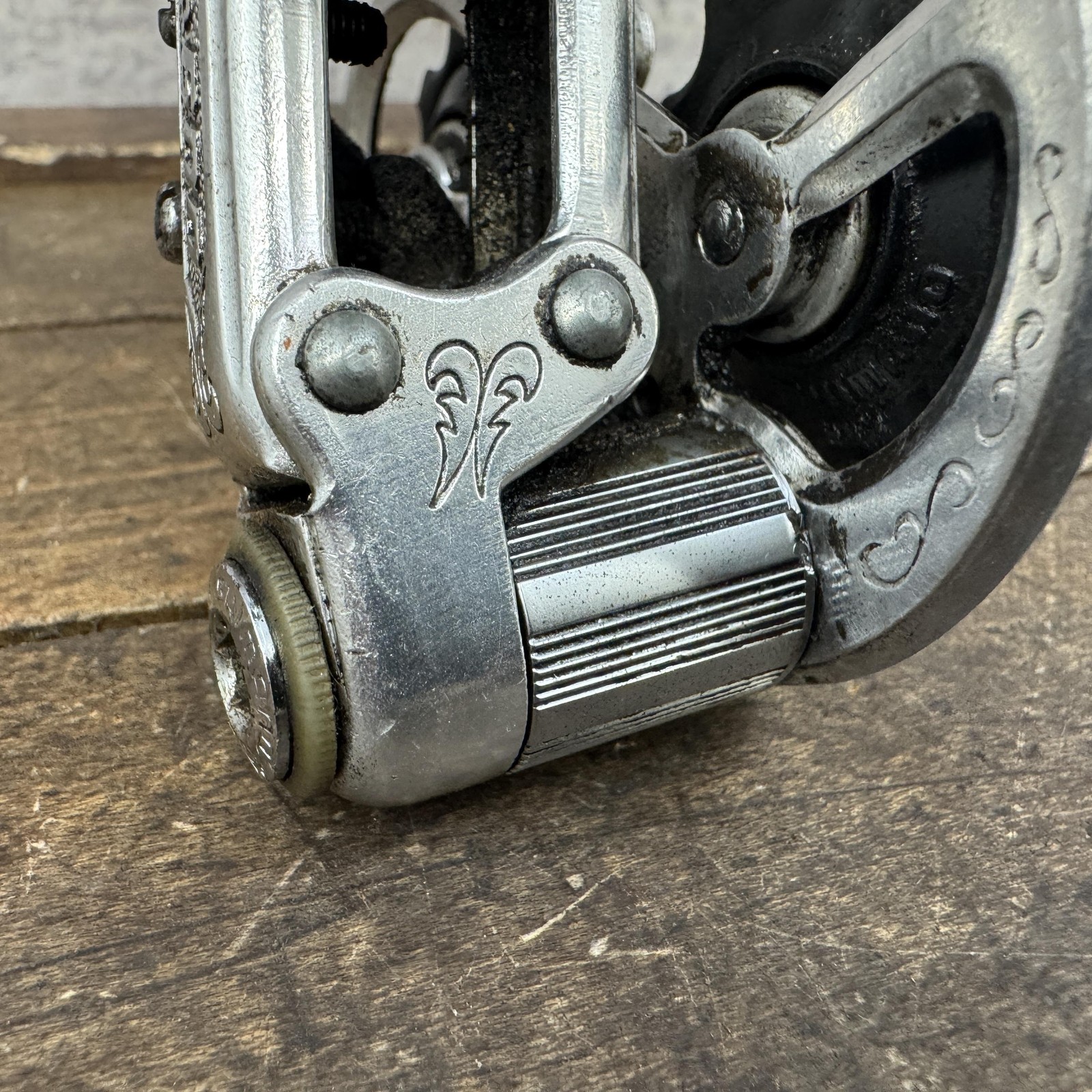 Vintage Shimano 600 Arabesque Rear Derailleur Short Cage Bolt-On Japan Race