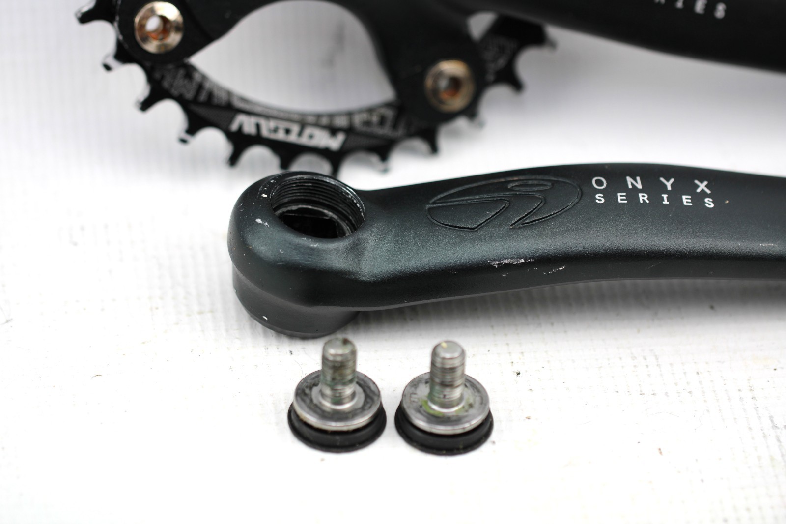 TREK ONYX CRANKSET Mountain Bike 175mm 32t 580g Single Square Taper
