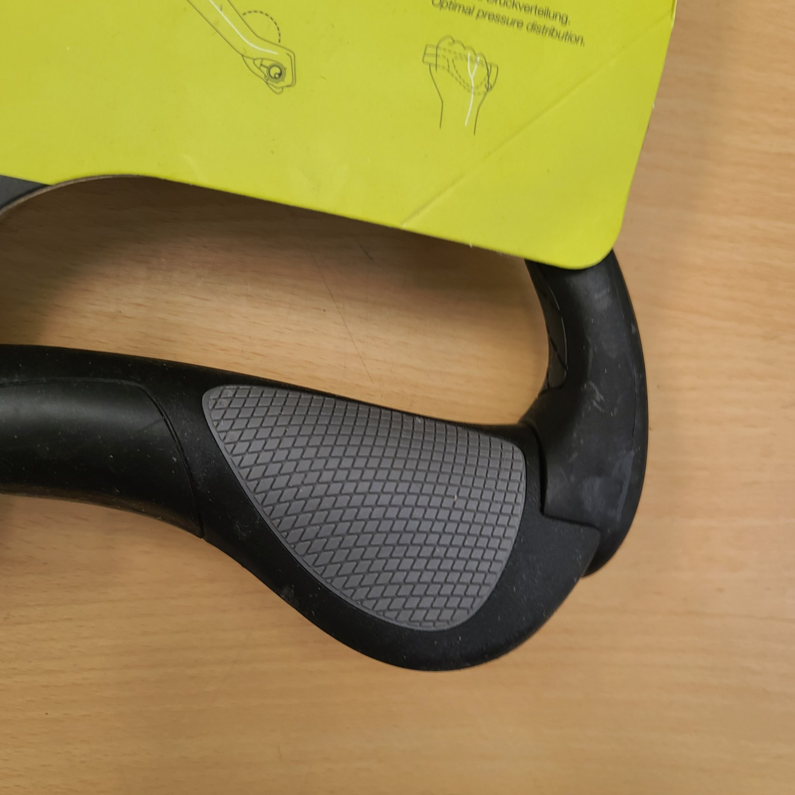 Ergon GP2-L Large Handlebar Bike Grips MTB Racing 2-Finger Bar Ends Black / Gray