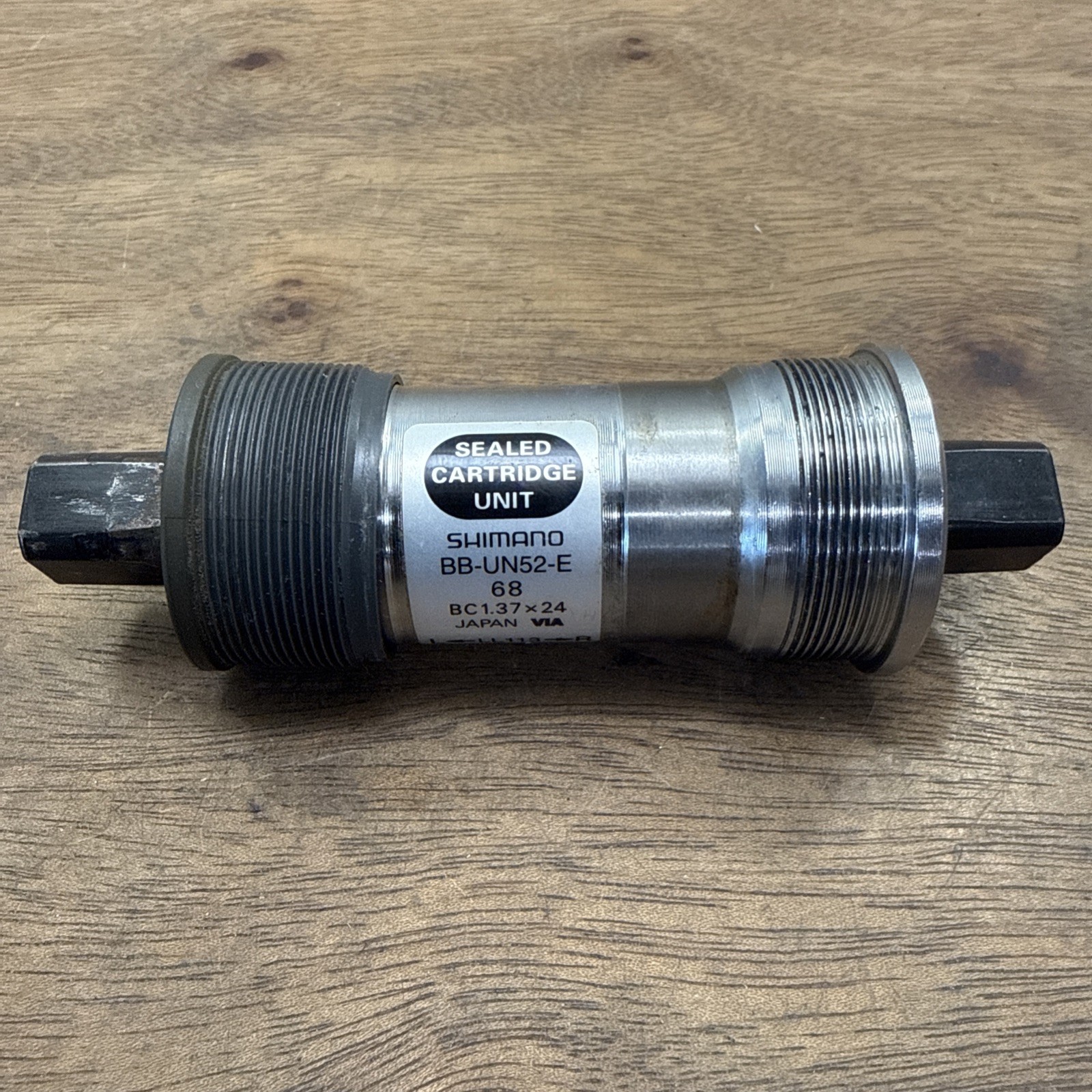 Shimano BB-UN52-E Bottom Bracket Triple 113mm 68mm English