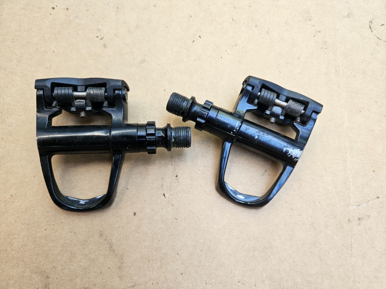 Forte Team SPS-1 Road Bike Clipless Pedals Left Right Set Black 9/16″
