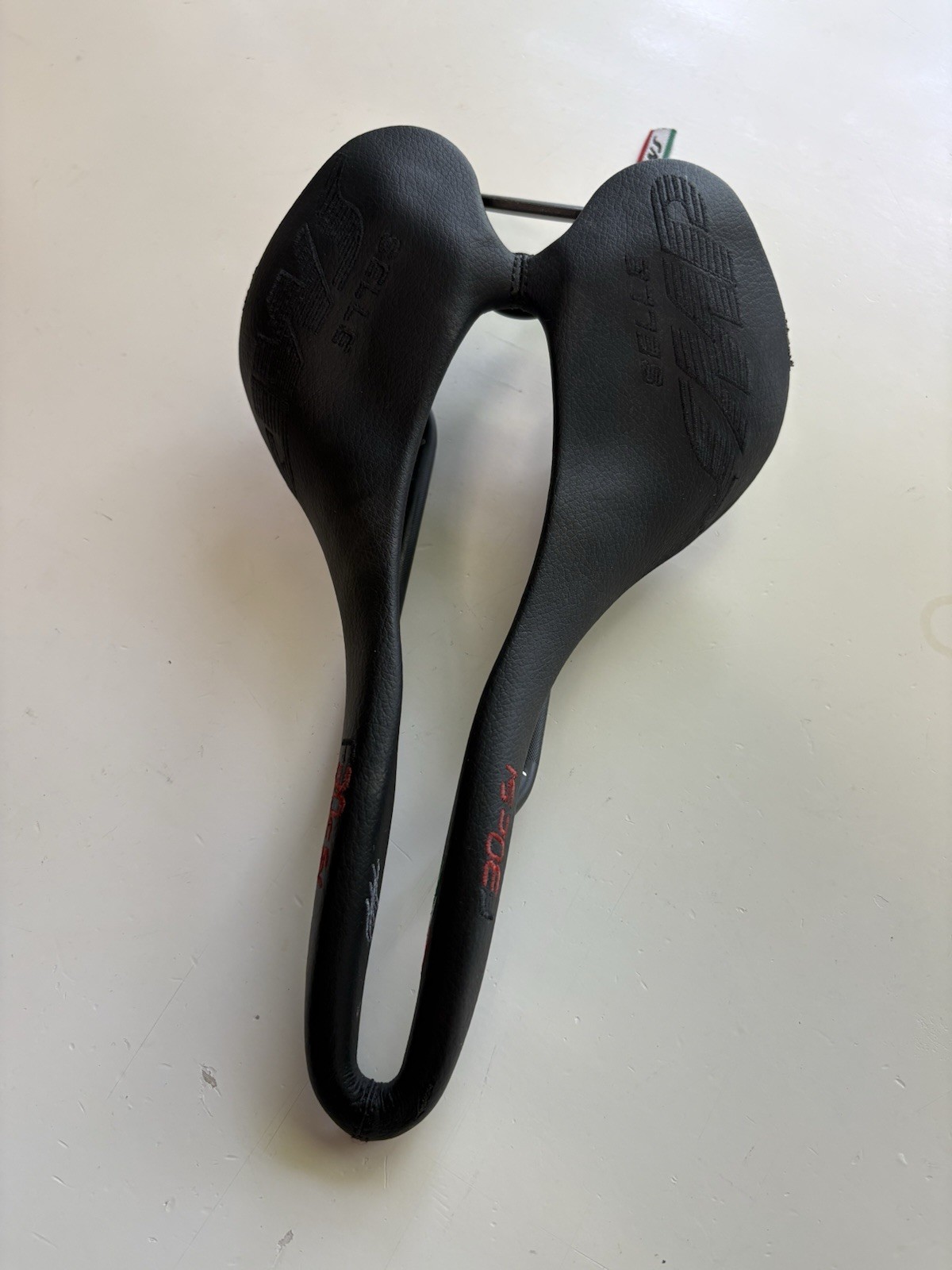 Selle SMP F30c S.I. Bike Saddle Black, 150mm | Bicycle Seat