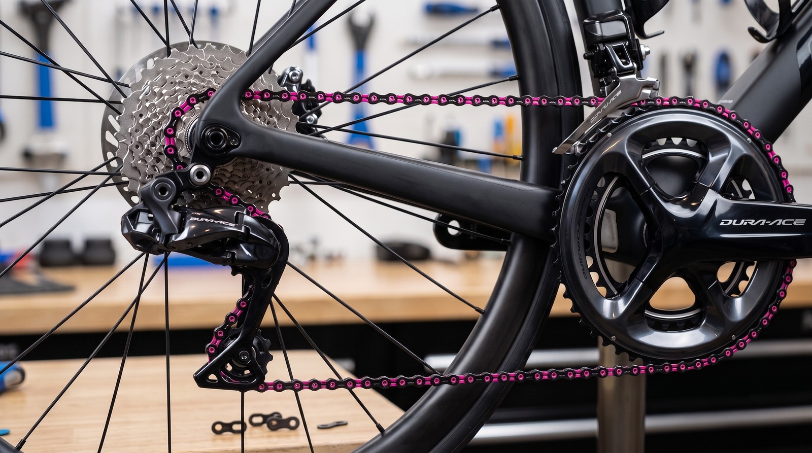 PYC DLC 11 Road MTB Cycling Bike Chains for 11-Speed Shimano/Campagnolo/Sram use