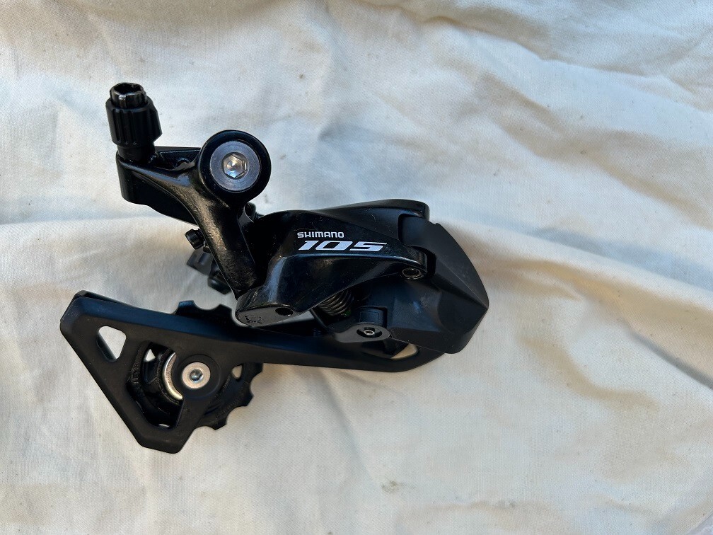 Shimano 105 RD-R7000-SS short cage rear derailleur derailer for direct mount