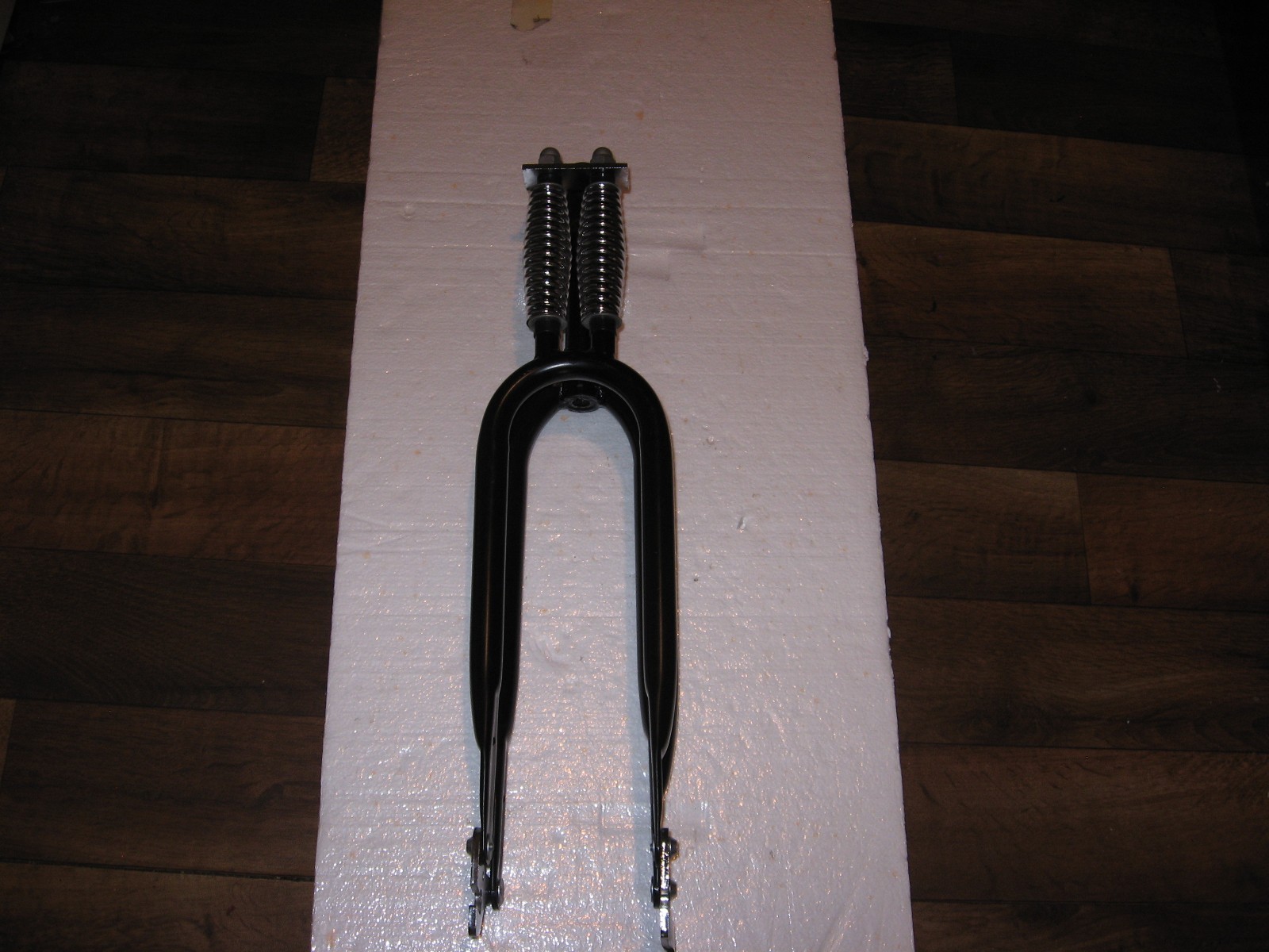 MONARK STYLE DUEL SPRINGER BIKE FORK NEW.