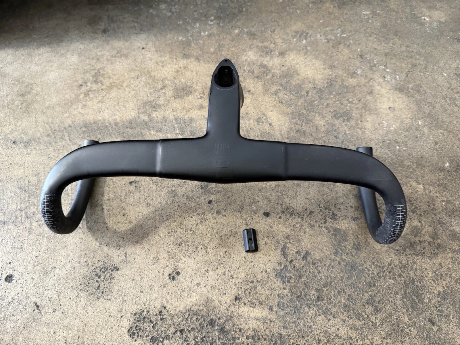 MOST Talon Ultra Carbon Drop Bar Intergrated Handlebars 440mm x 120mm