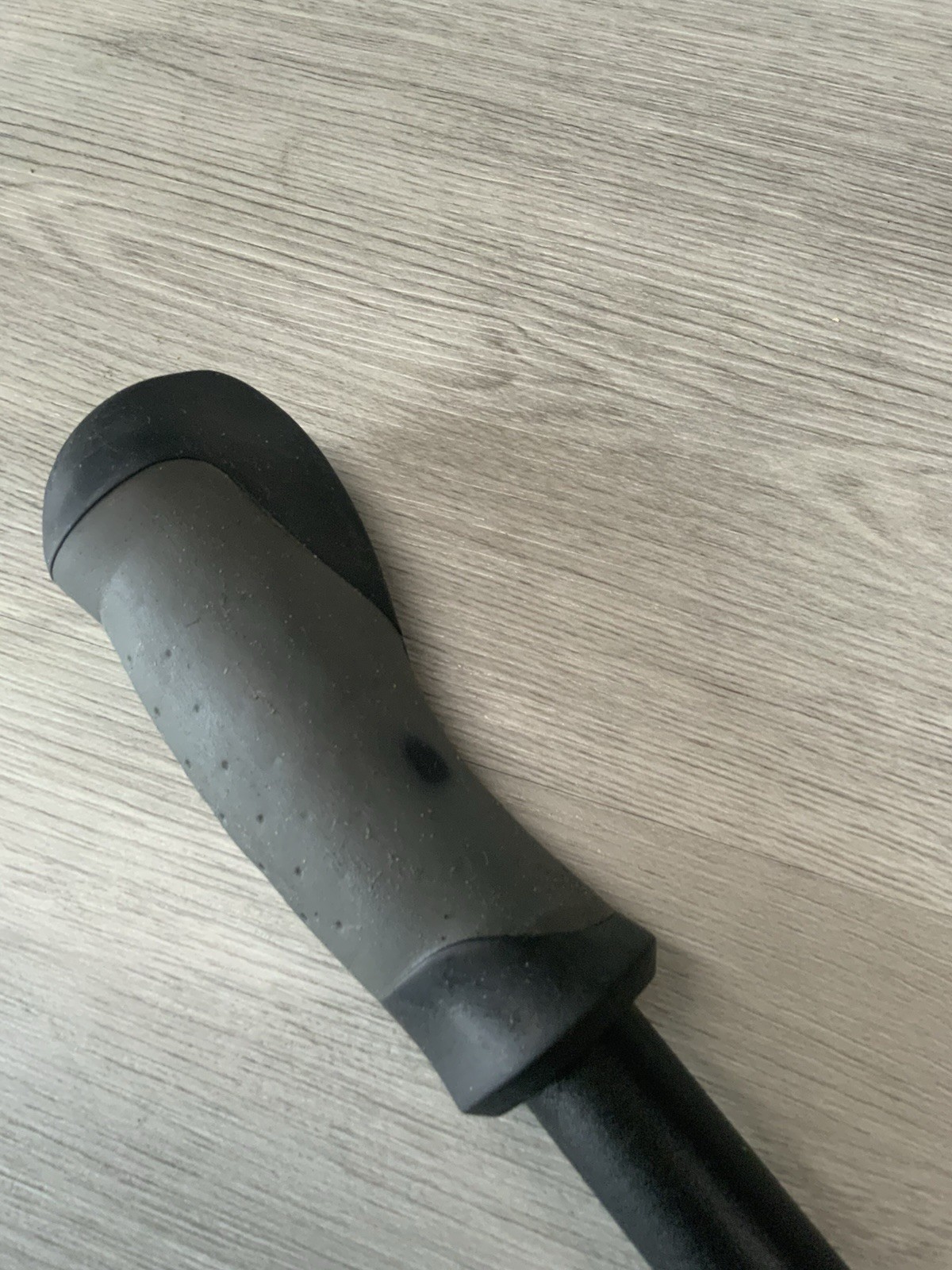ALUMINUM RISER BAR 640 MM 492 GRAMS WITH AERO GRIPS CLAMP 25.4 MM