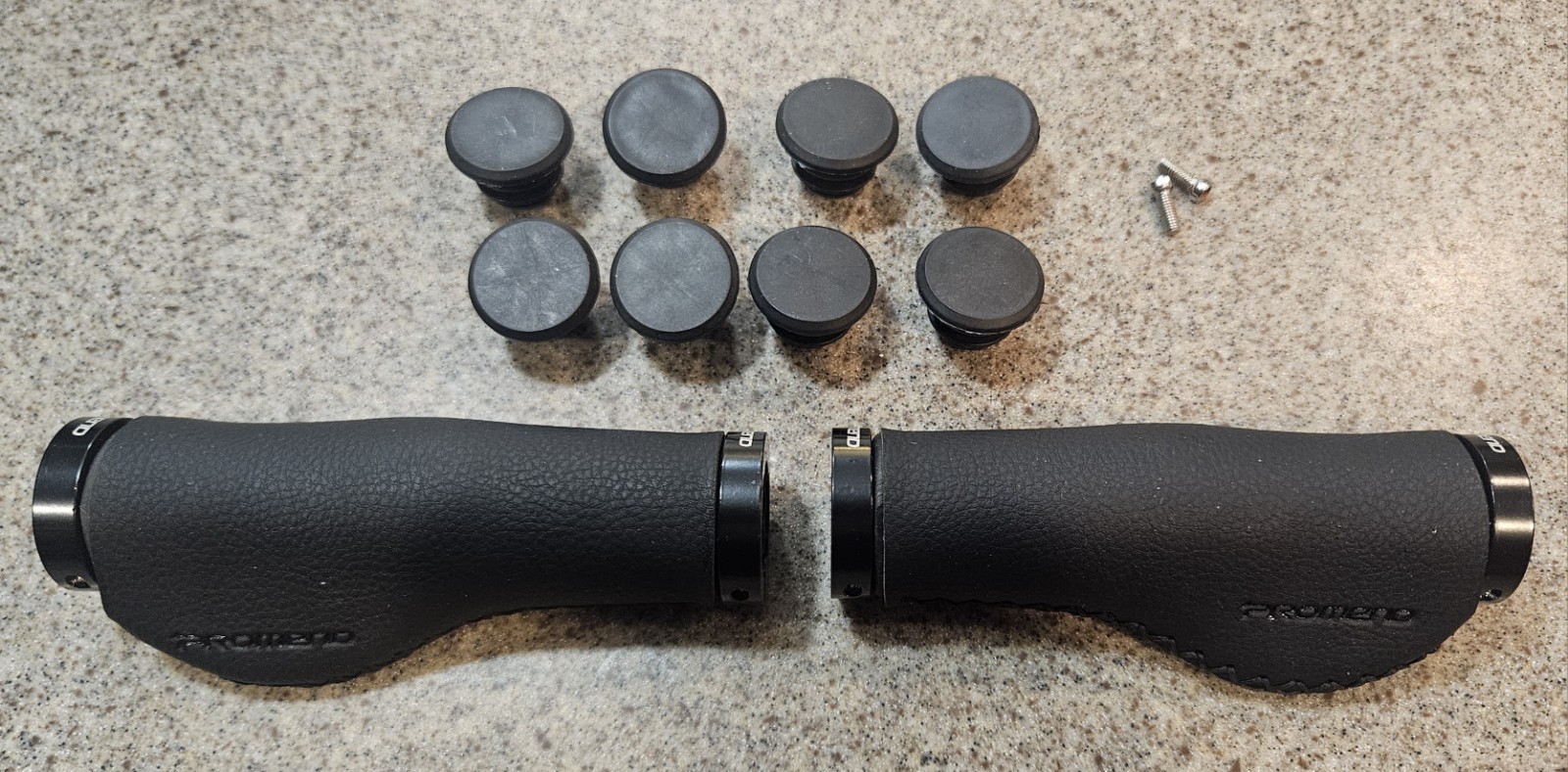 PROMEND Bicycle Grips Anti-Skid Lock-on Fiber Leather MTB Bike Black
