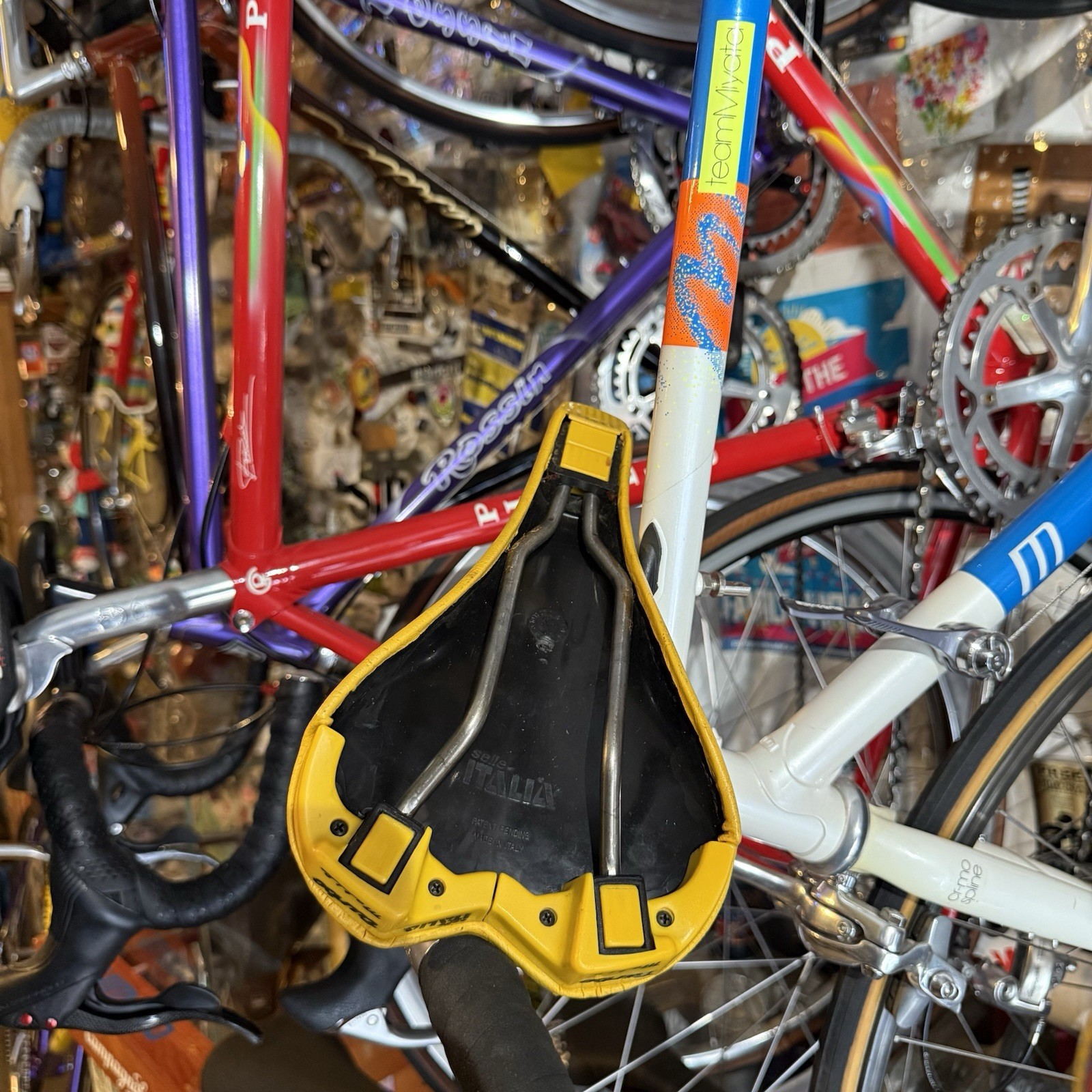 VINTAGE 1980’s / 90’s SELLE ITALIA TURBOMATIC SADDLE RARE TITANIUM RAILS YELLOW