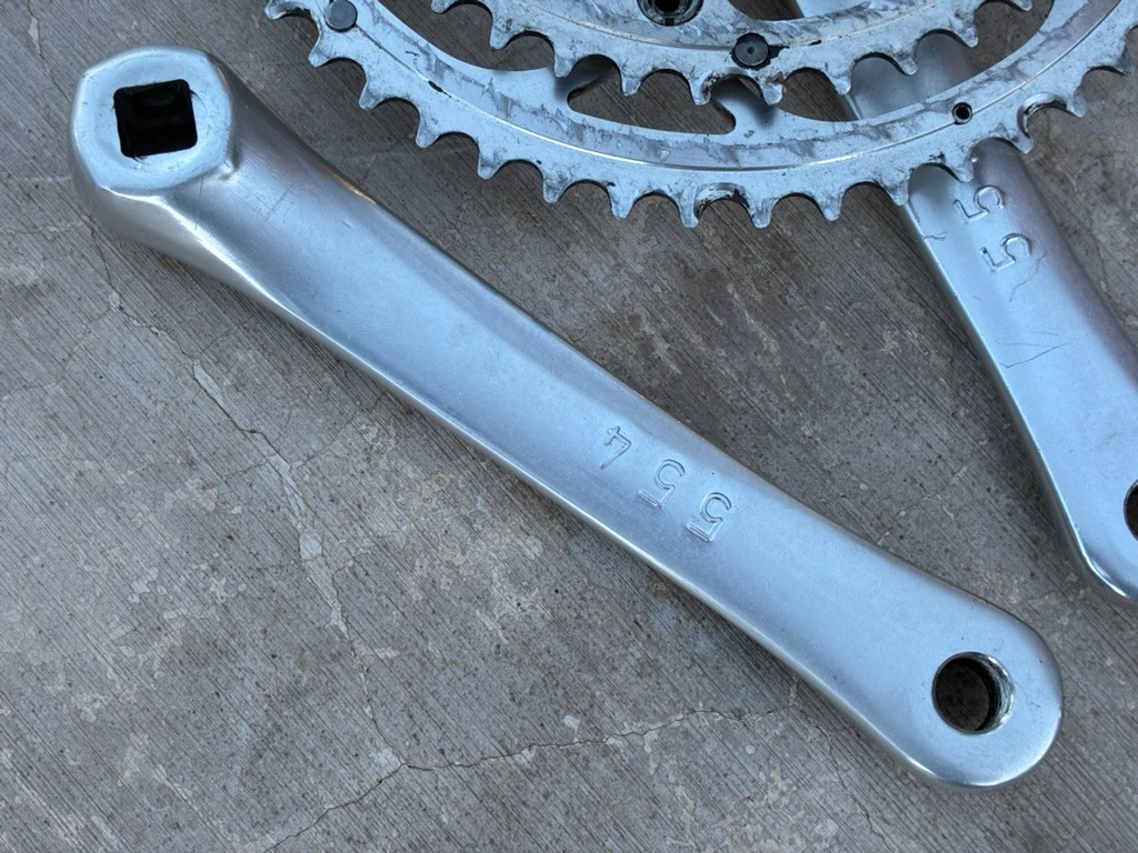 Campagnolo Italy Veloce 9-Speed Triple Crankset | 175 mm / 52/42/30T / VGC