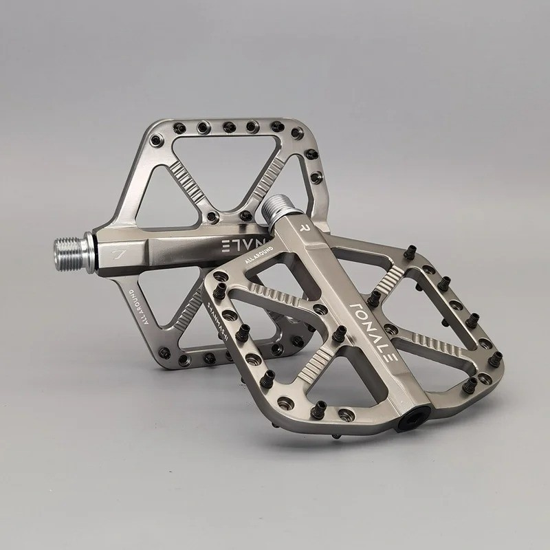 MTB Bike Pedals Brown CNC Aluminum Alloy Polished 3 Bearings Pedal Road Mountain