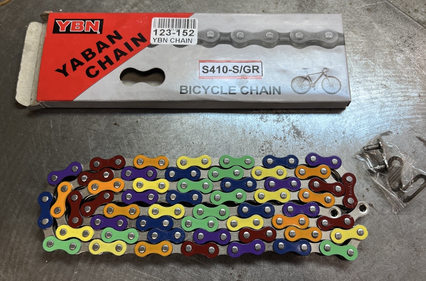YBN YABAN RAINBOW BICYCLE CRAZY CHAIN 1/2″ X 1/8 X 108 LINKS TRACK FIXIE BMX NEW
