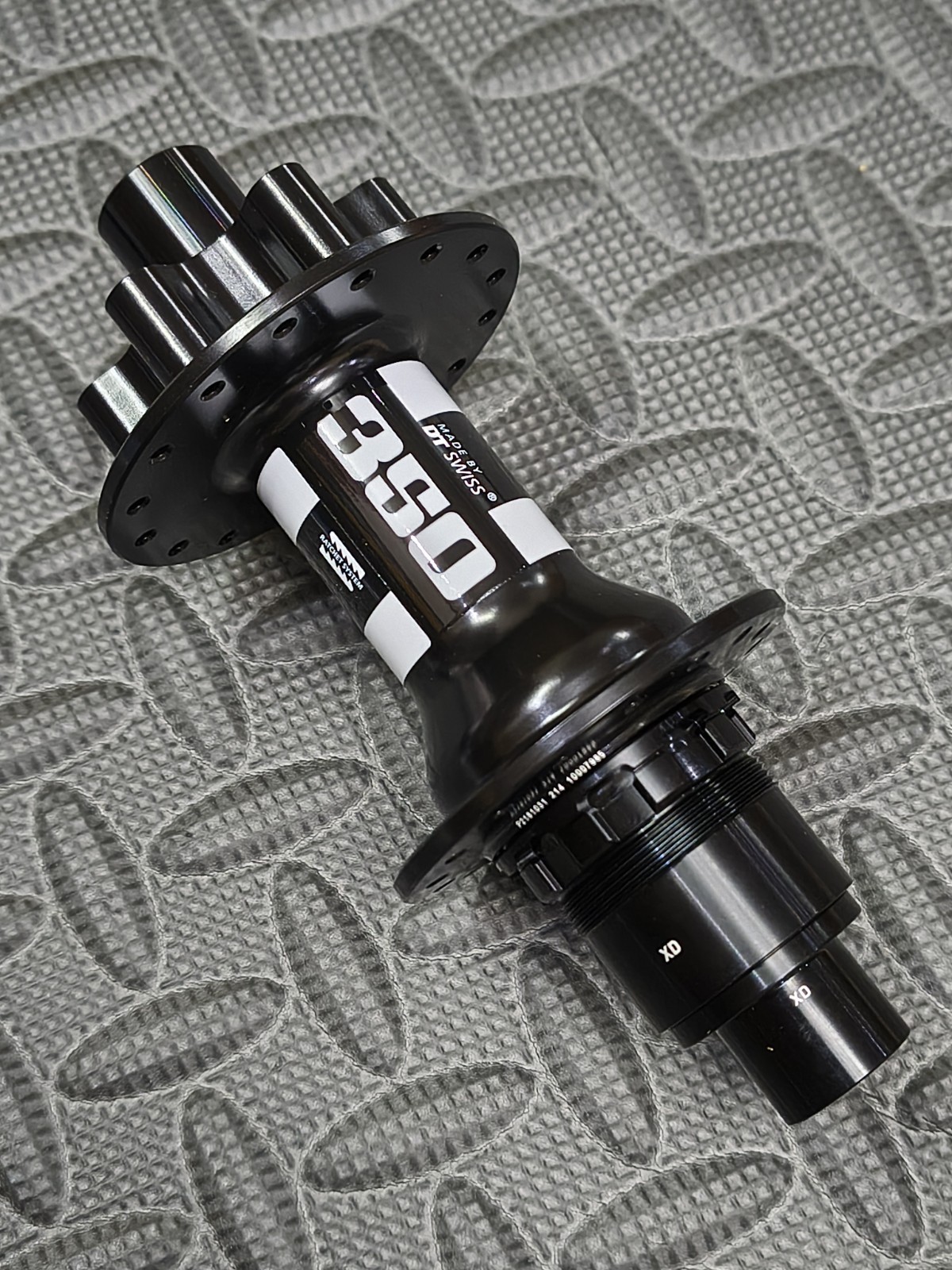 DT Swiss Rear Hub 350 Boost 12×148 32H xD Freehub 6-Bolt Ratchet 36T