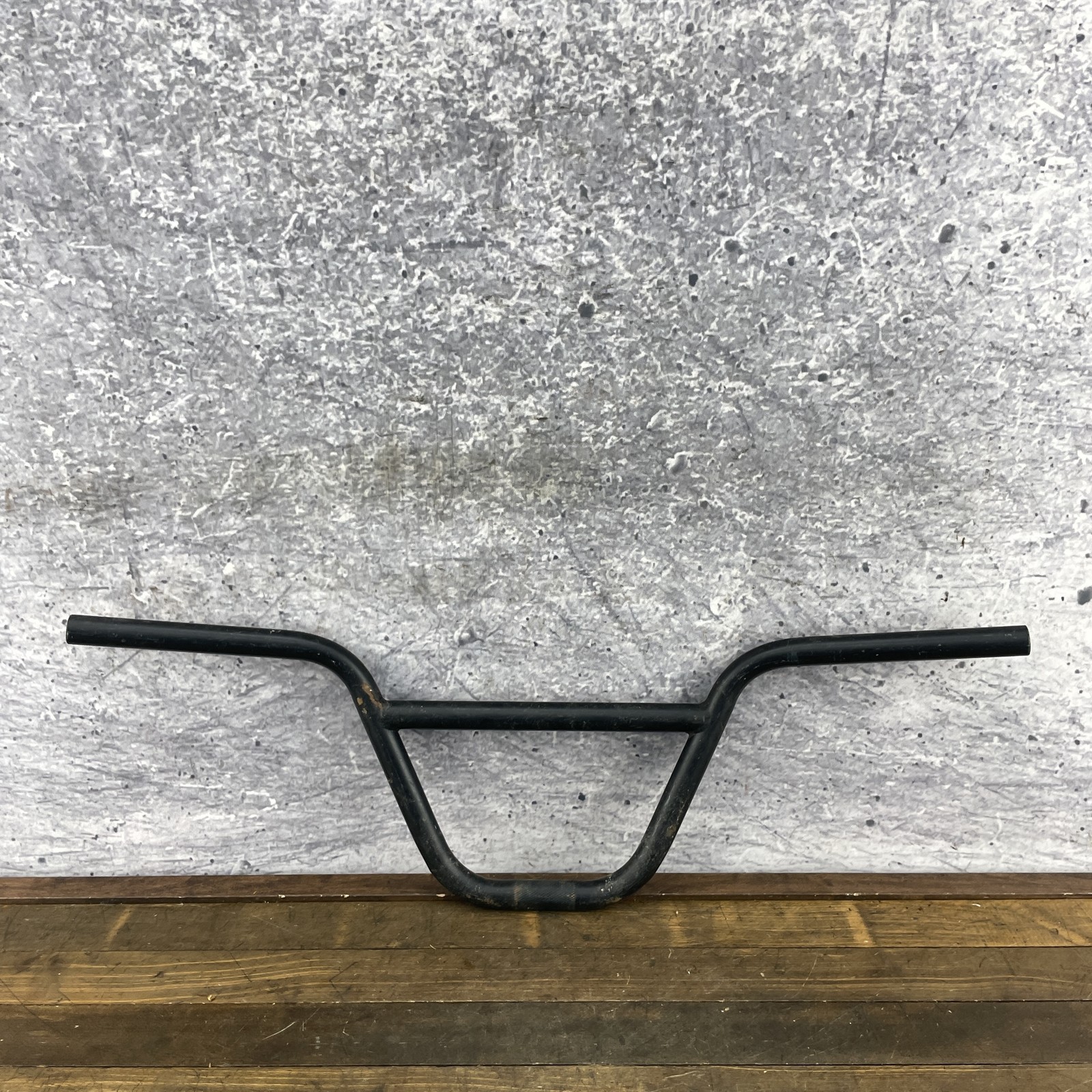 BMX Bike Handlebars Black Steel Tall Rise 9in 28 Inch Wide Retro Freestyle 920g