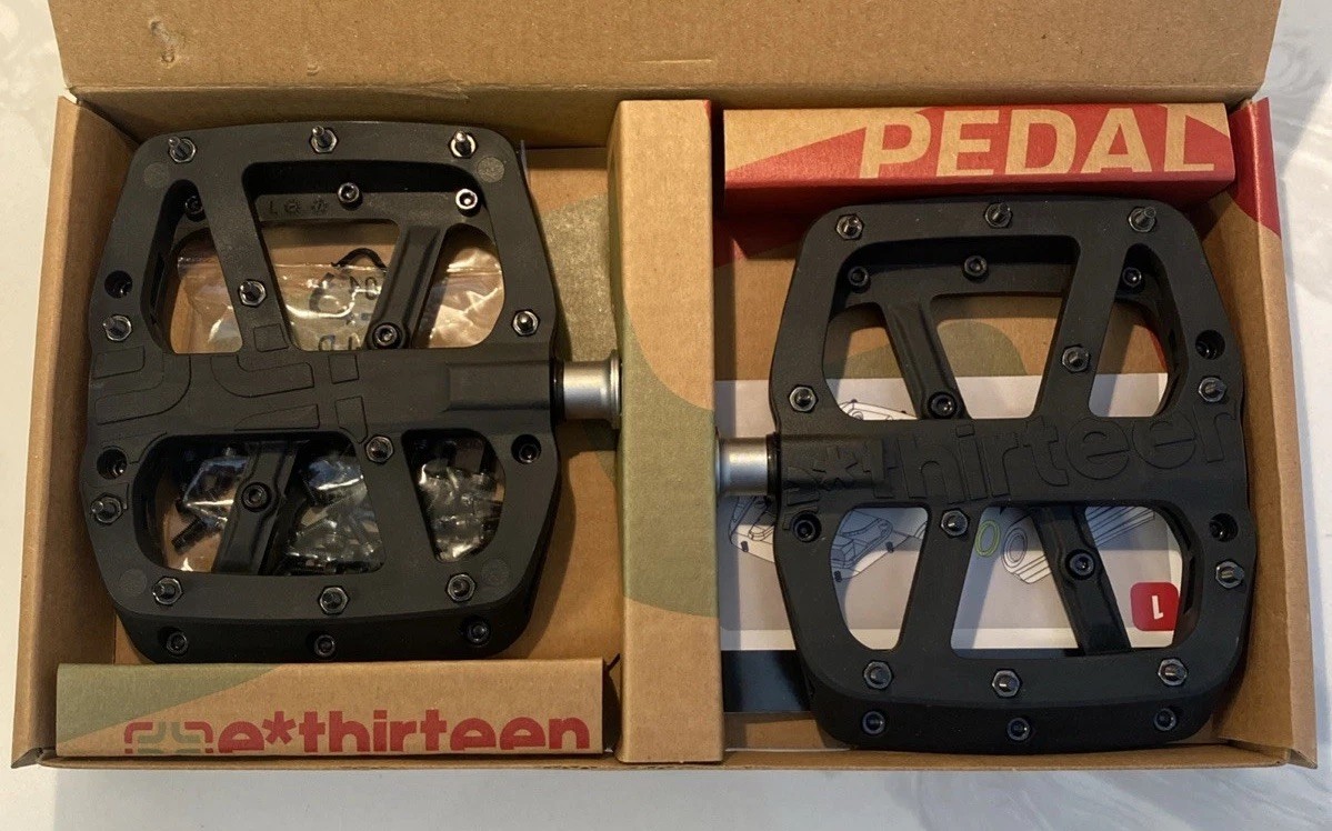 E*Thirteen Bicycle Pedals Base Flat Pedal Composite Body Black 22 Pins