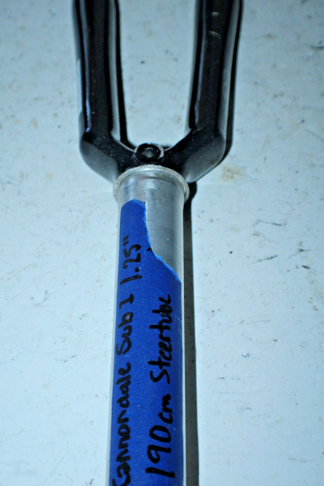 Vintage Trek Carbon 700c Racing Road Bike Blade Fork 1″ Threaded 160mm Ships USA