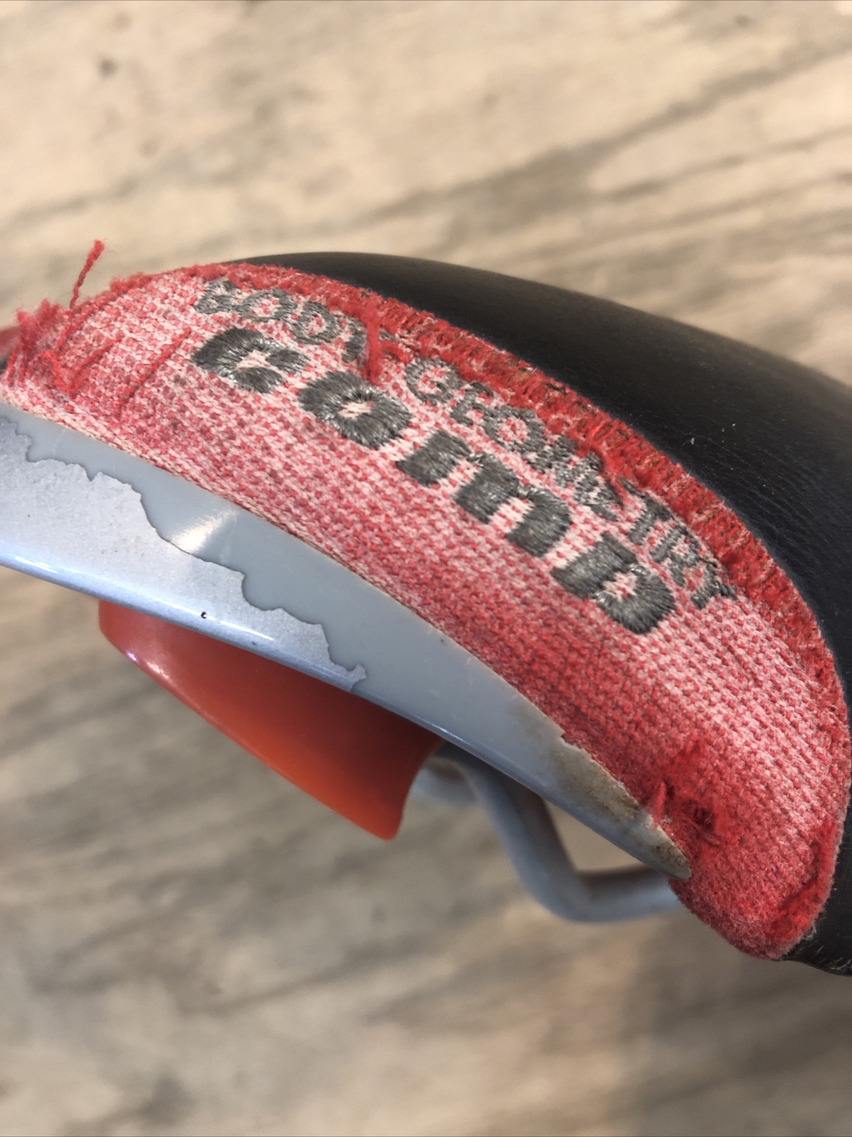 Specialized Body Geometry Comp Saddle Manganese Rails Made In Italy