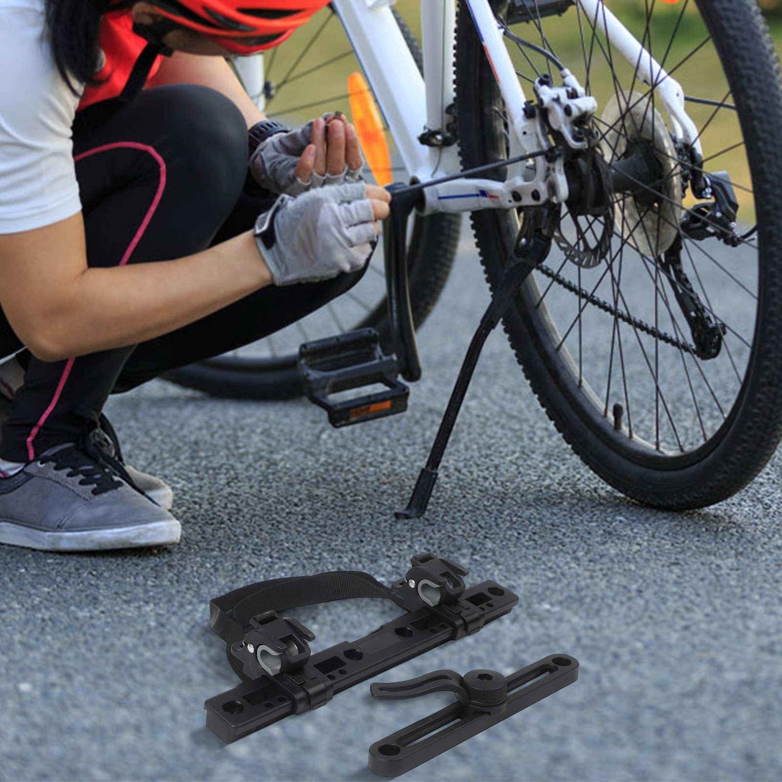 Reliable Bike Pannier Mounting Bracket with 158mm Installation Distance