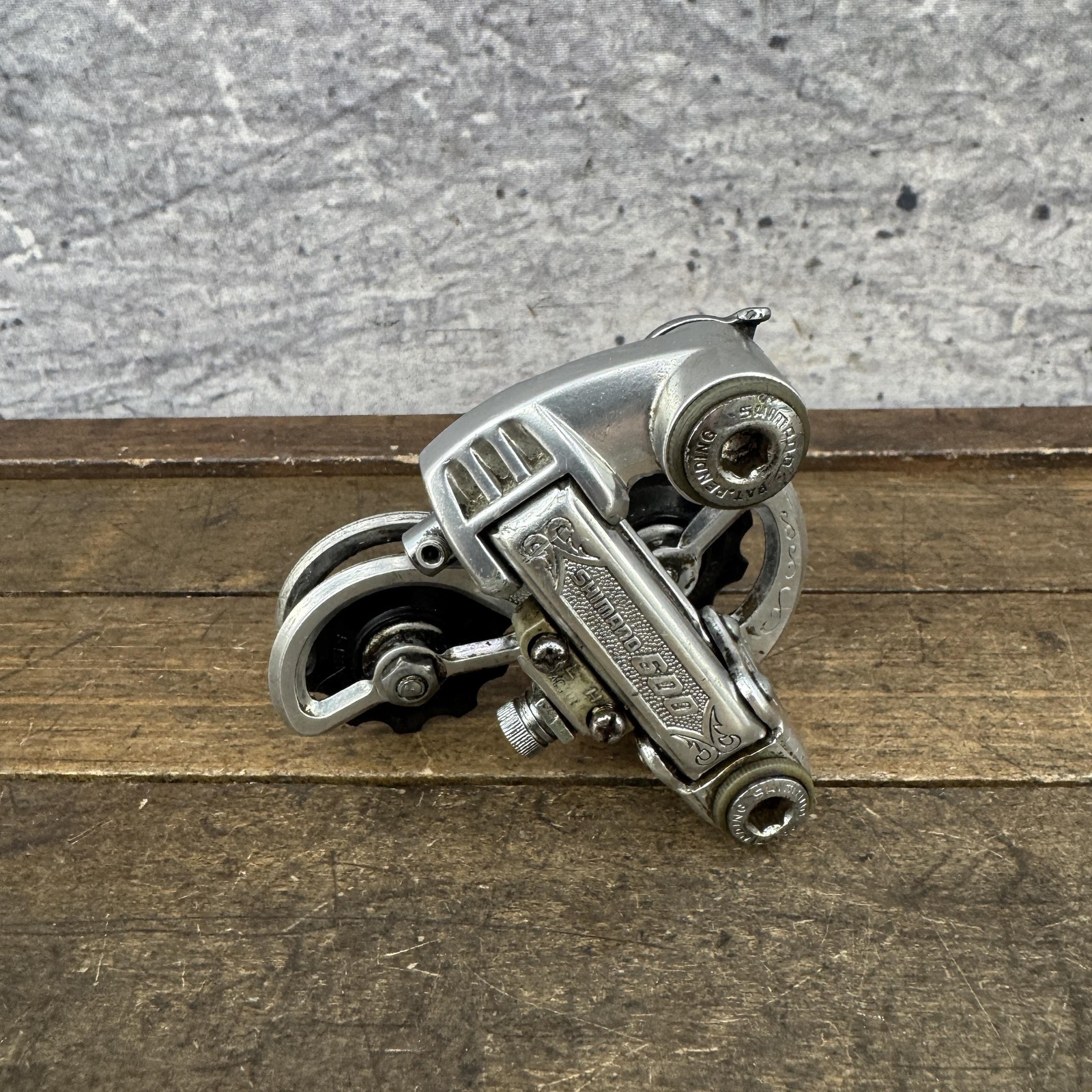 Vintage Shimano 600 Arabesque Rear Derailleur Short Cage Bolt-On Japan Race