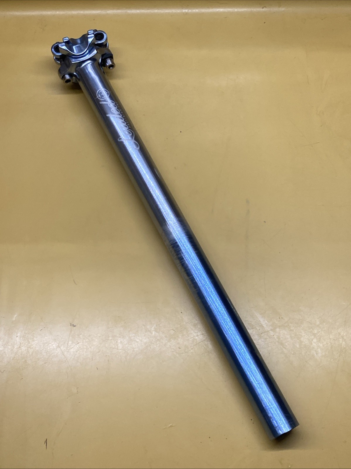 Light Blue(Faded) Silver Loaded Precision Aluminum 27.2 x 400m Straight Seatpost