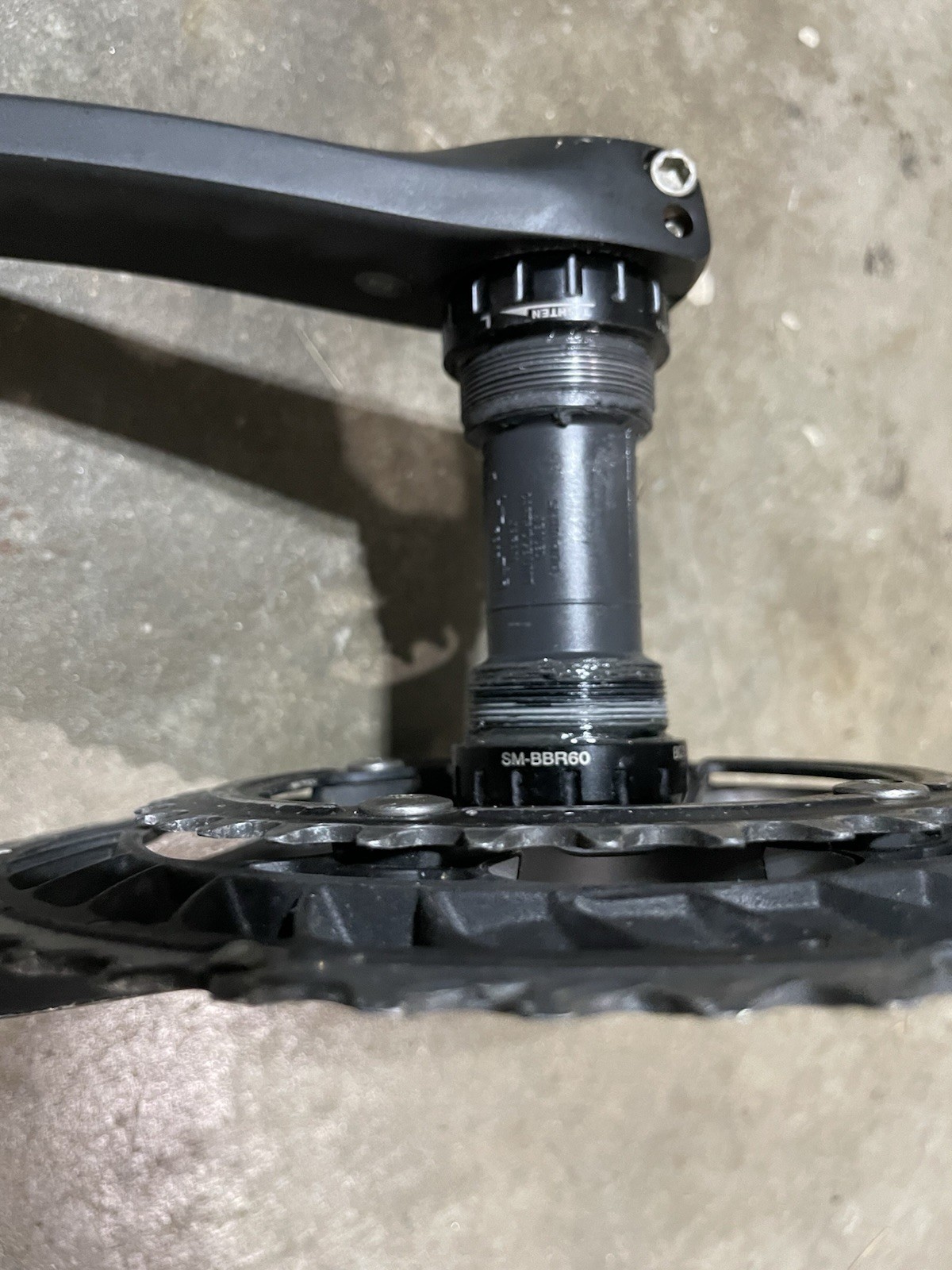 Shimano 105 R7000 172.5 50/34 Crankset With Bottom Bracket
