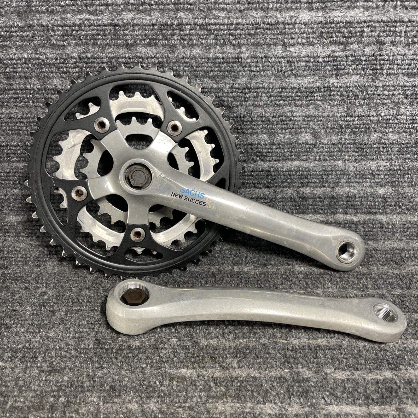 Vintage SACHS New Success Crankset 175mm Triple 42/32/22t Chainrings Sugino READ