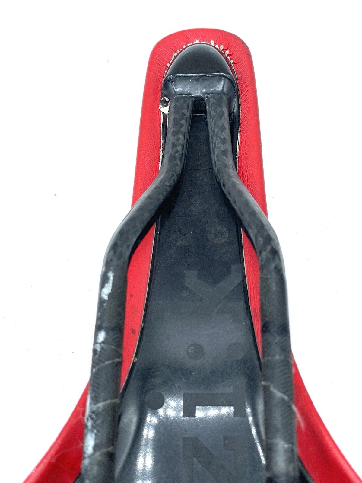 Fizik Antares Road Bike Saddle Braided Carbon Rails