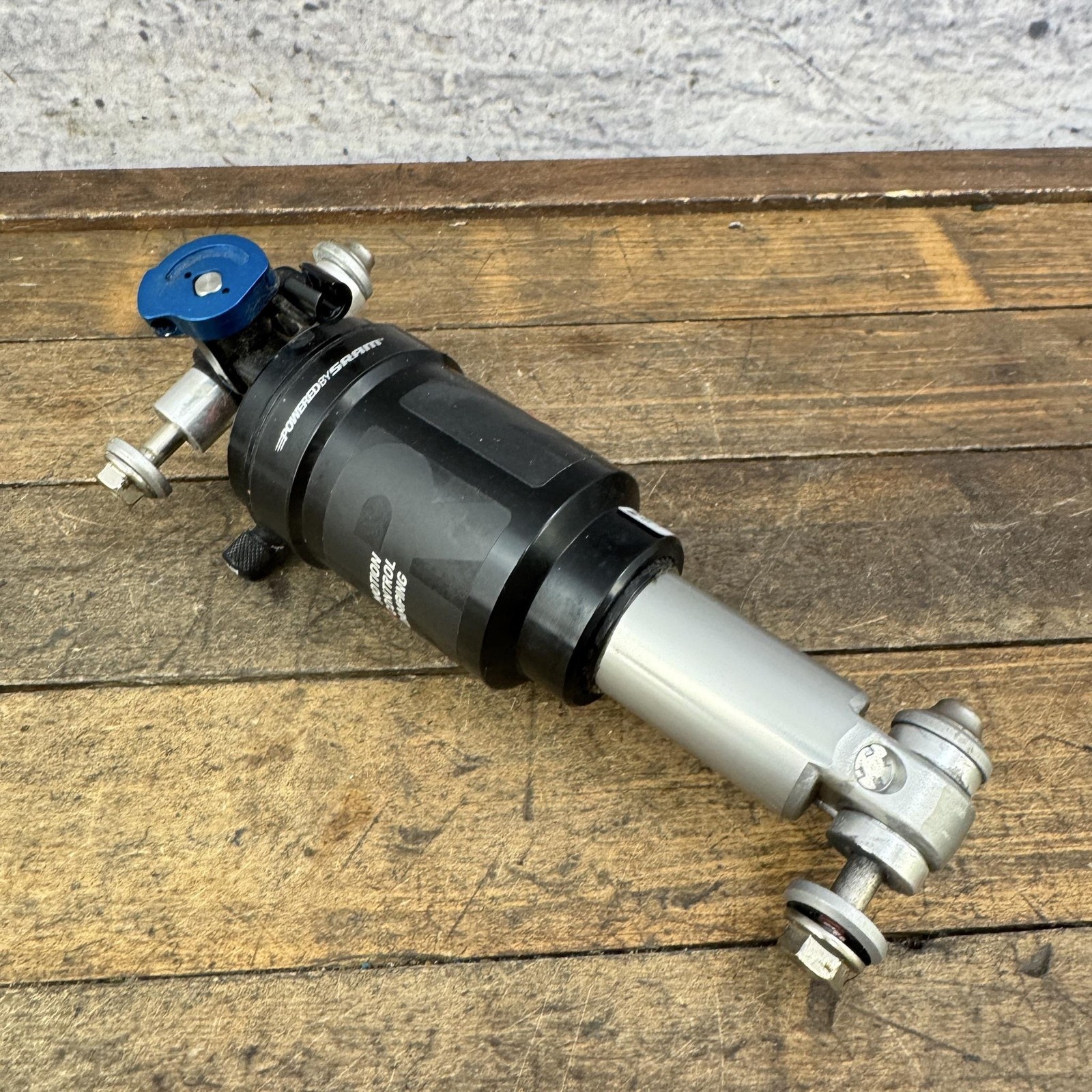 RockShox MC3R Rear Air Shock Motion Control 3R 6.5in MTB Mountain Bike 200