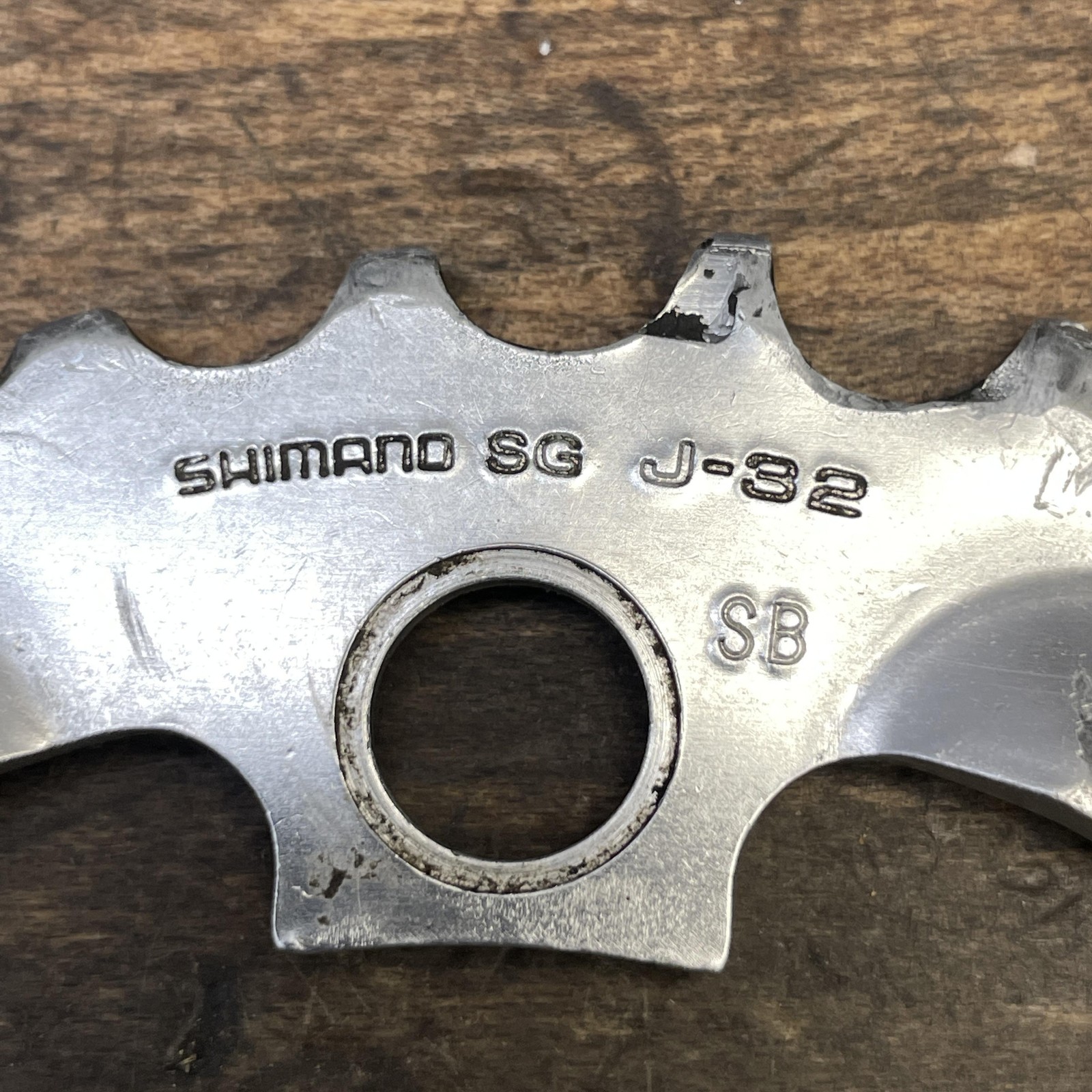 Vintage Shimano 42/32/22T Chainring Set 94/58 BCD 5-Arm Triple MTB Hyperdrive-C