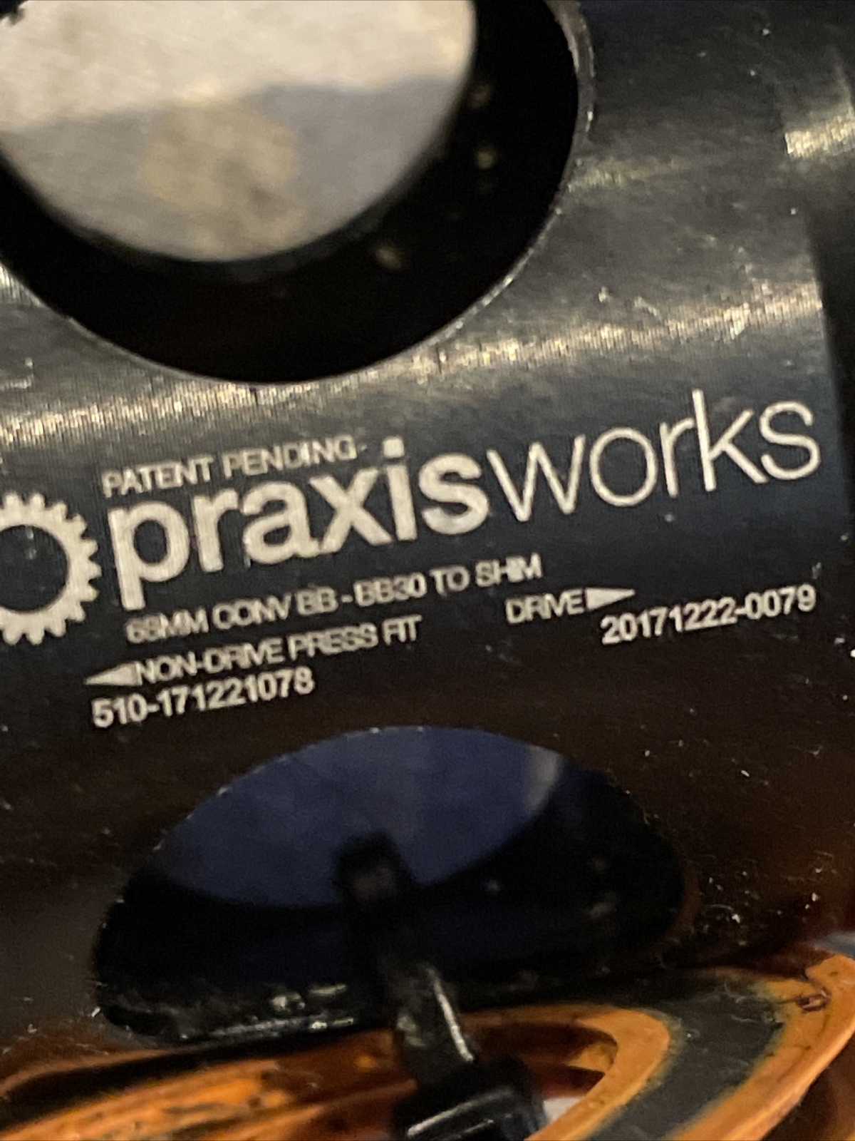 praxis works bottom backet adapter 68mm shell. 24mm press fit PF30