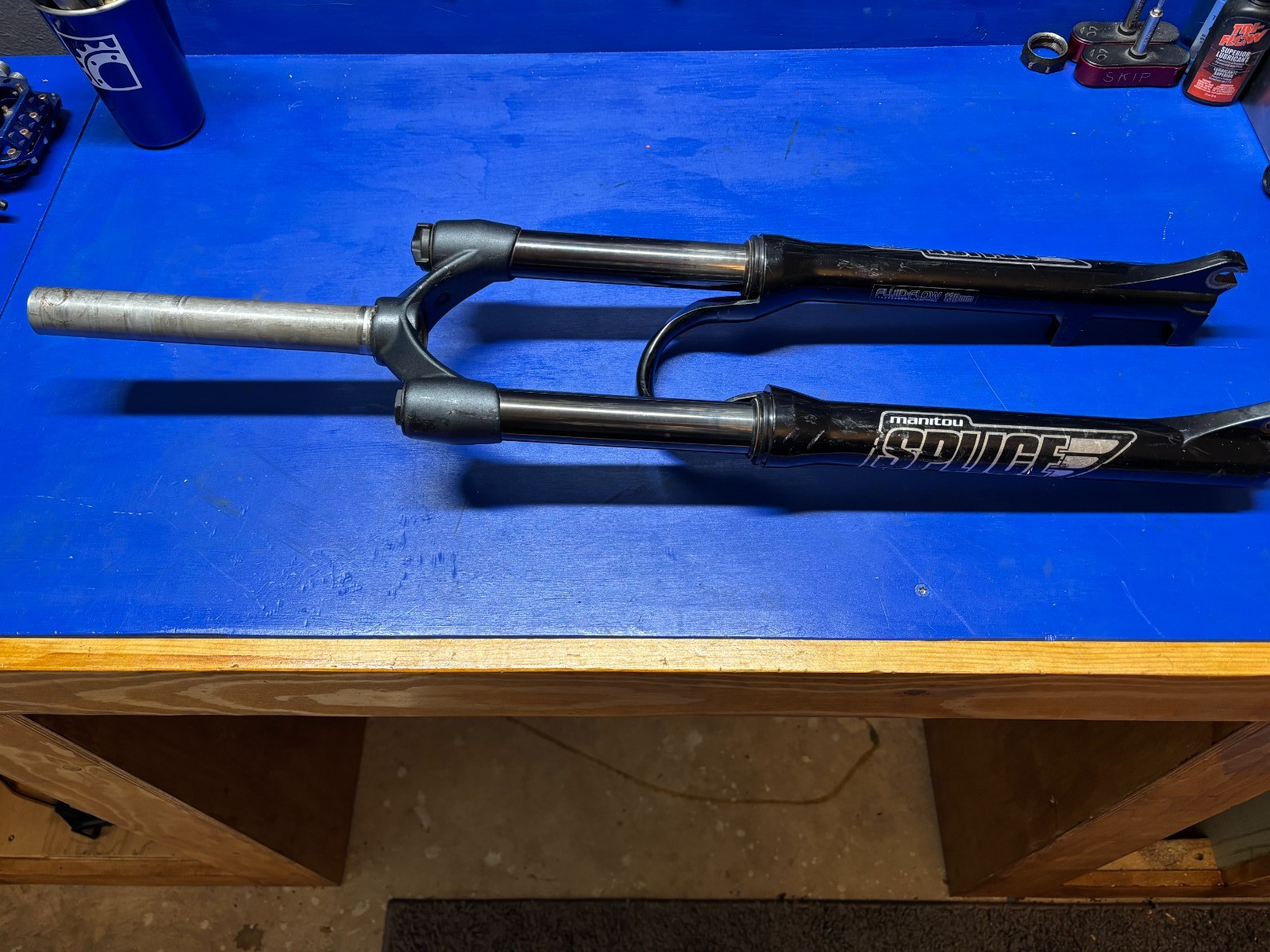 Manitou Splice Comp 130mm Travel Straight Steerer 1 1/8″ Fork 26″