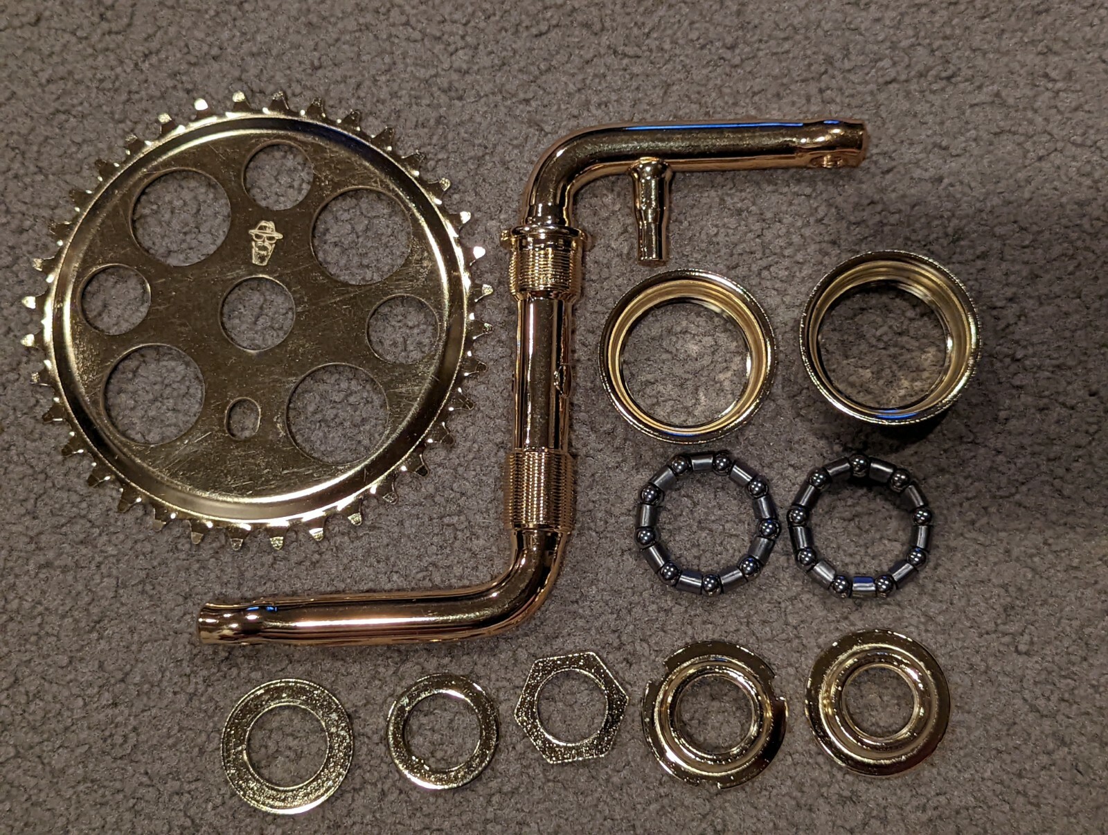 GOLD LUCKY 7 L.R. BICYCLE SPROCKET 36 T, GOLD CRANKS 3 &1/2″,& BOTTOM BEARING