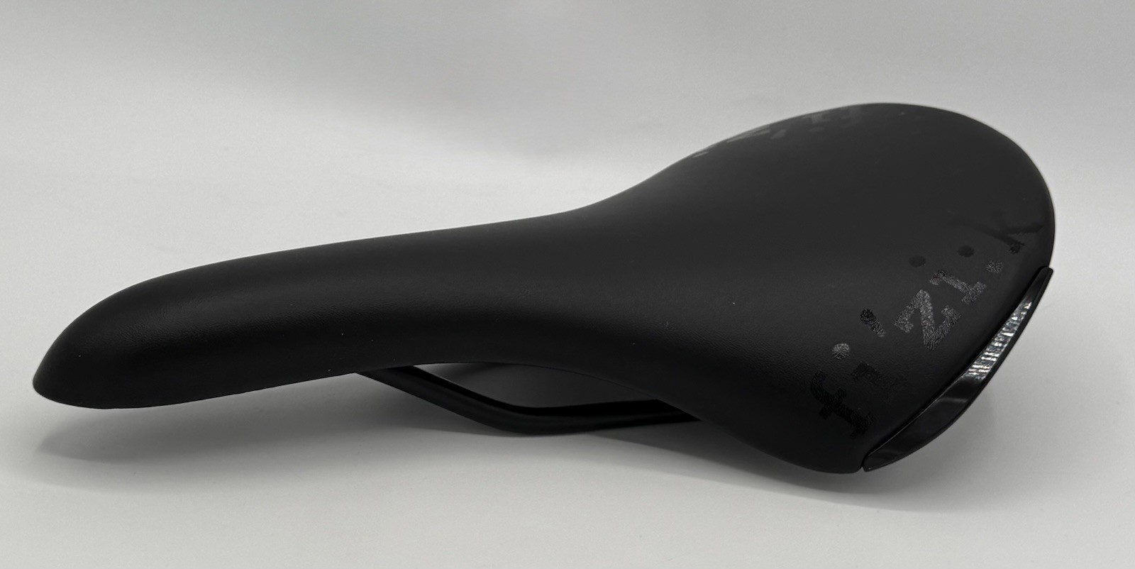 Fizik “Aliante” R5 Large 155mm S-Alloy Rails Road Bike Saddle Black NWOT