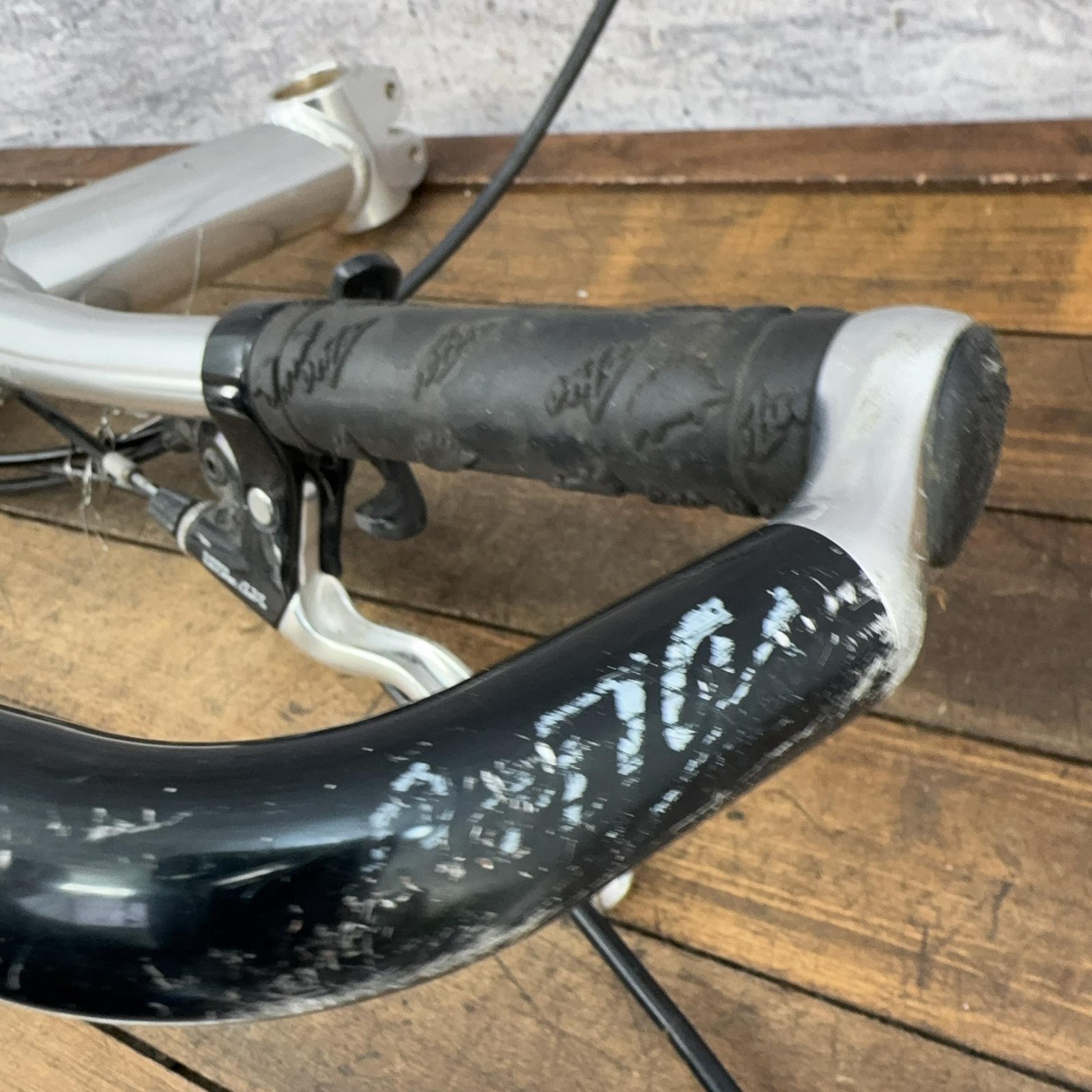 Vintage Barracuda Mountain Handlebar Onza Grips Silver Stem Shifters 90s MTB