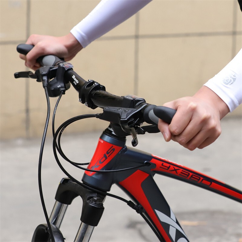 WEST BIKING Bike Grips Rubber Ergonomic Lock-on Bicycle Handlebar Bar Ends Plugs