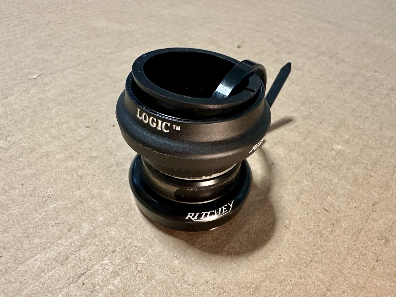 VINTAGE RITCHEY LOGIC HEADSET (FULL SET) 1 1/8″ THREADLESS BLACK BEAUTIFUL NICE!