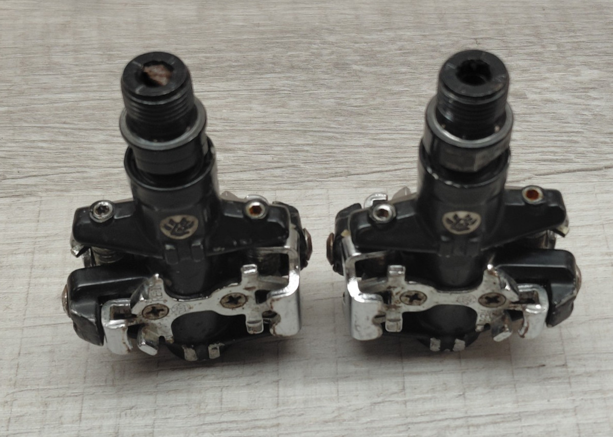 Bontrager RE-1 Clipless Pedals Black/Silver Dual Sided Mountain Bike, Bicycle