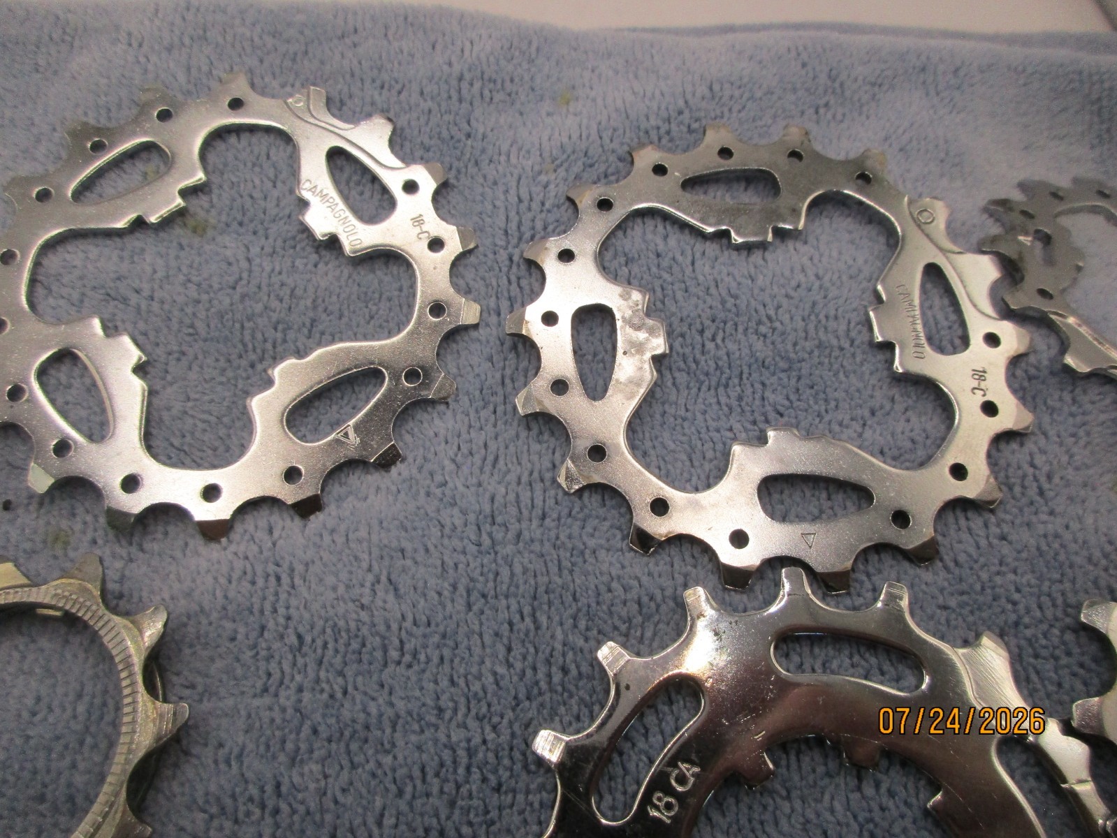 CAMPAGNOLO 9 SPEED CASSETTES RECORD TITANIUM VELOCE STEEL 10 COGS