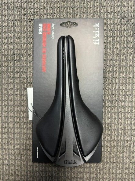 Fizik Antares R3 Versus Evo k:ium Saddle – Black 220g