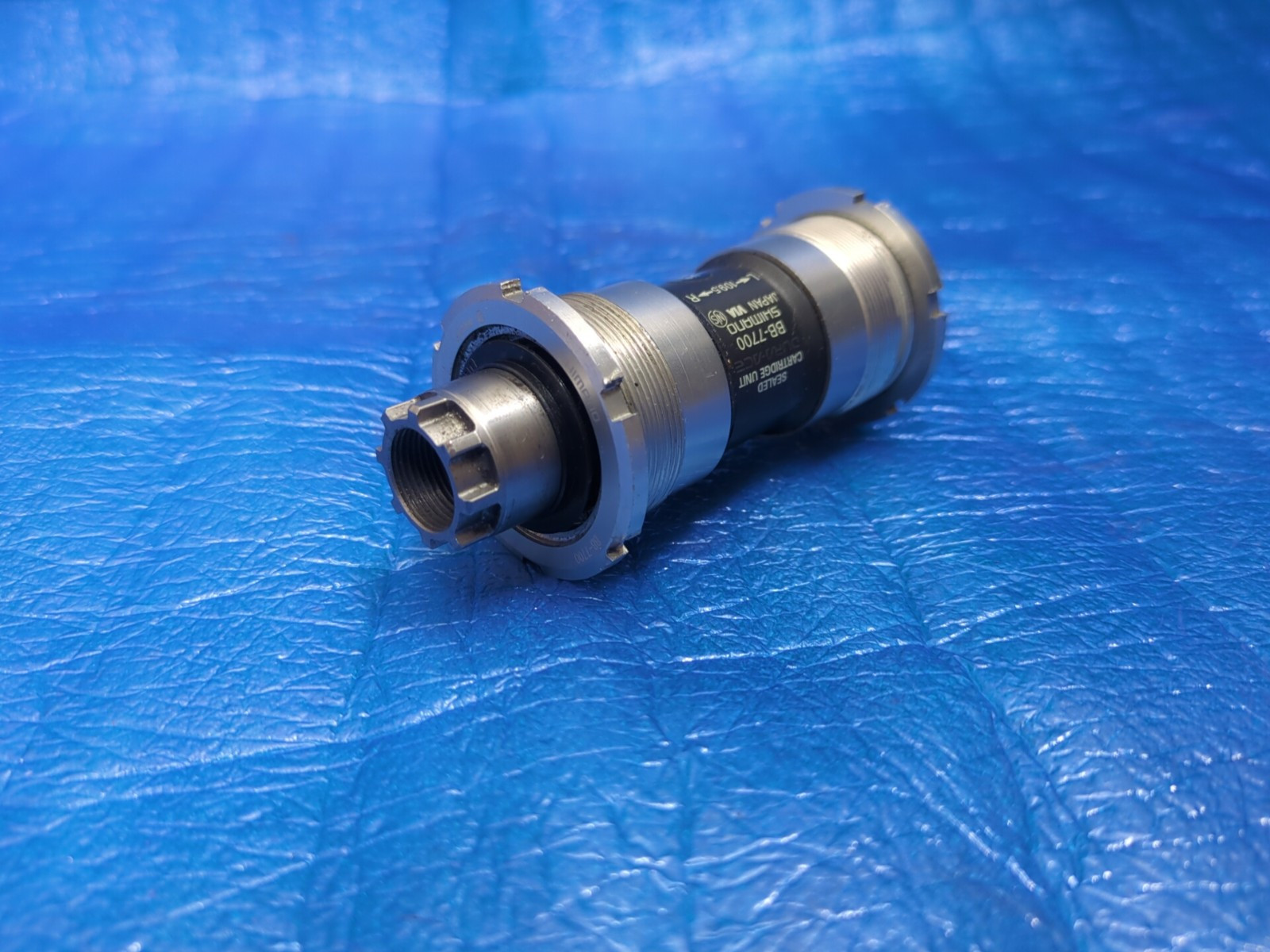 Shimano Dura Ace BB-7700 NJS Bottom Bracket 68mm BSA 109.5mm Free Shippping