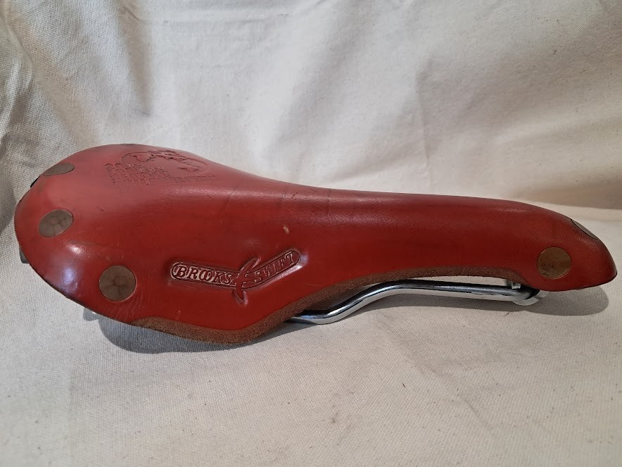 Brooks Swift: Limited Edition 200/250 Team Winning World Championship «Mandarin»