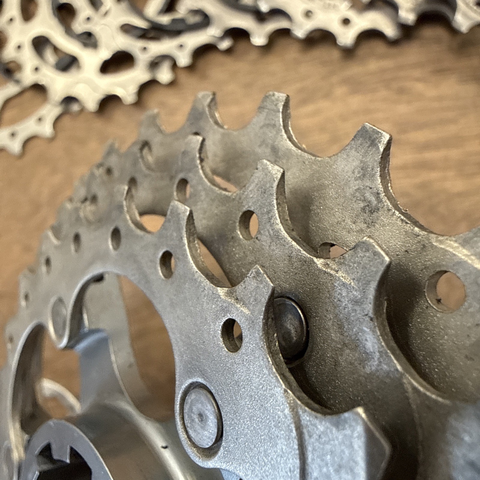 Shimano Ultegra CS-6700 10 Speed 12-30t Cassette w/ Chain