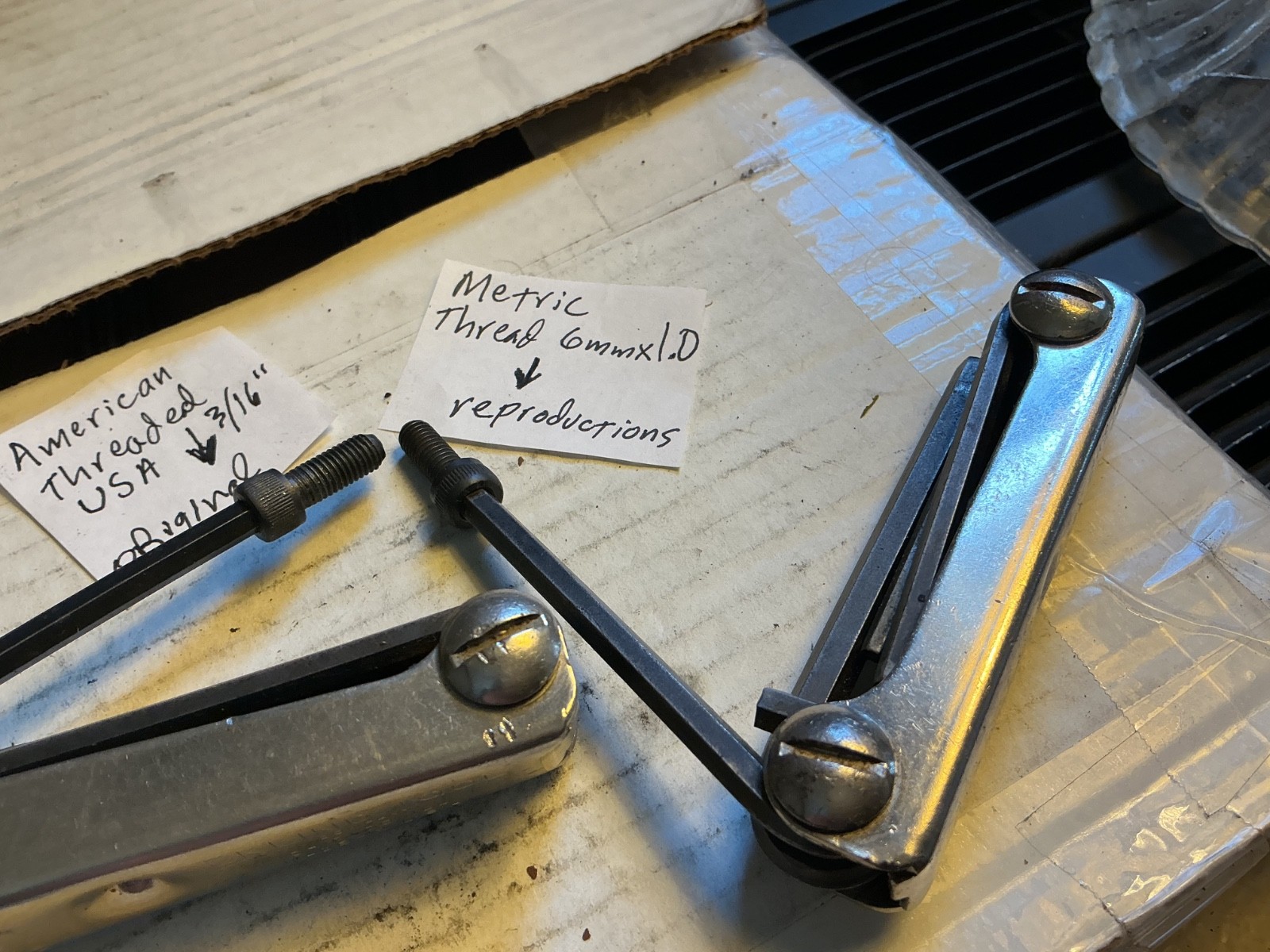 DK seat-clamp (removed from ‘85 Kuwahara Lightning) 25.4mm. Original bolts