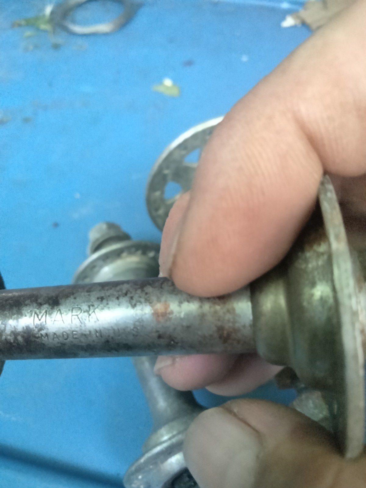 bicycle front hub ,high/low flange ,mid 70s vintage Schwinn, Mark usa LOT