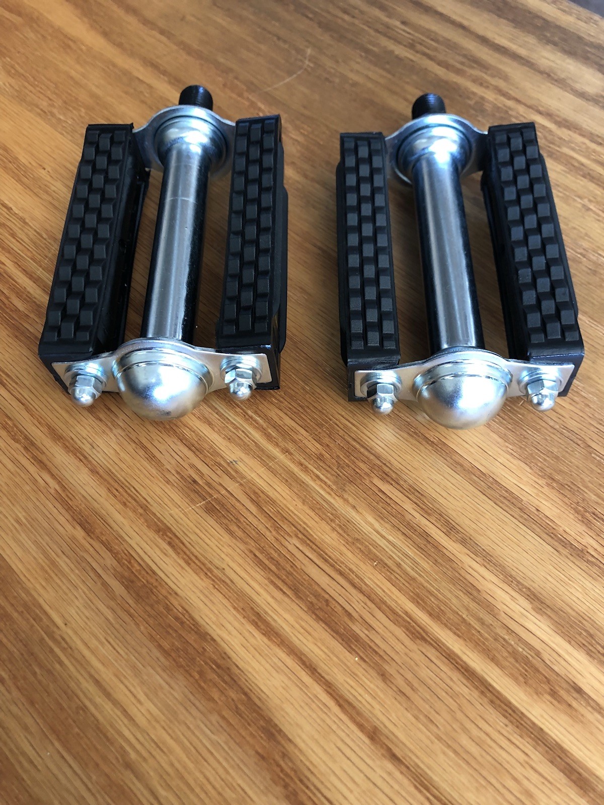 Vintage Style Square Bicycle Pedal Block PVC Cruiser Pedals 1/2″ Black/Chrome