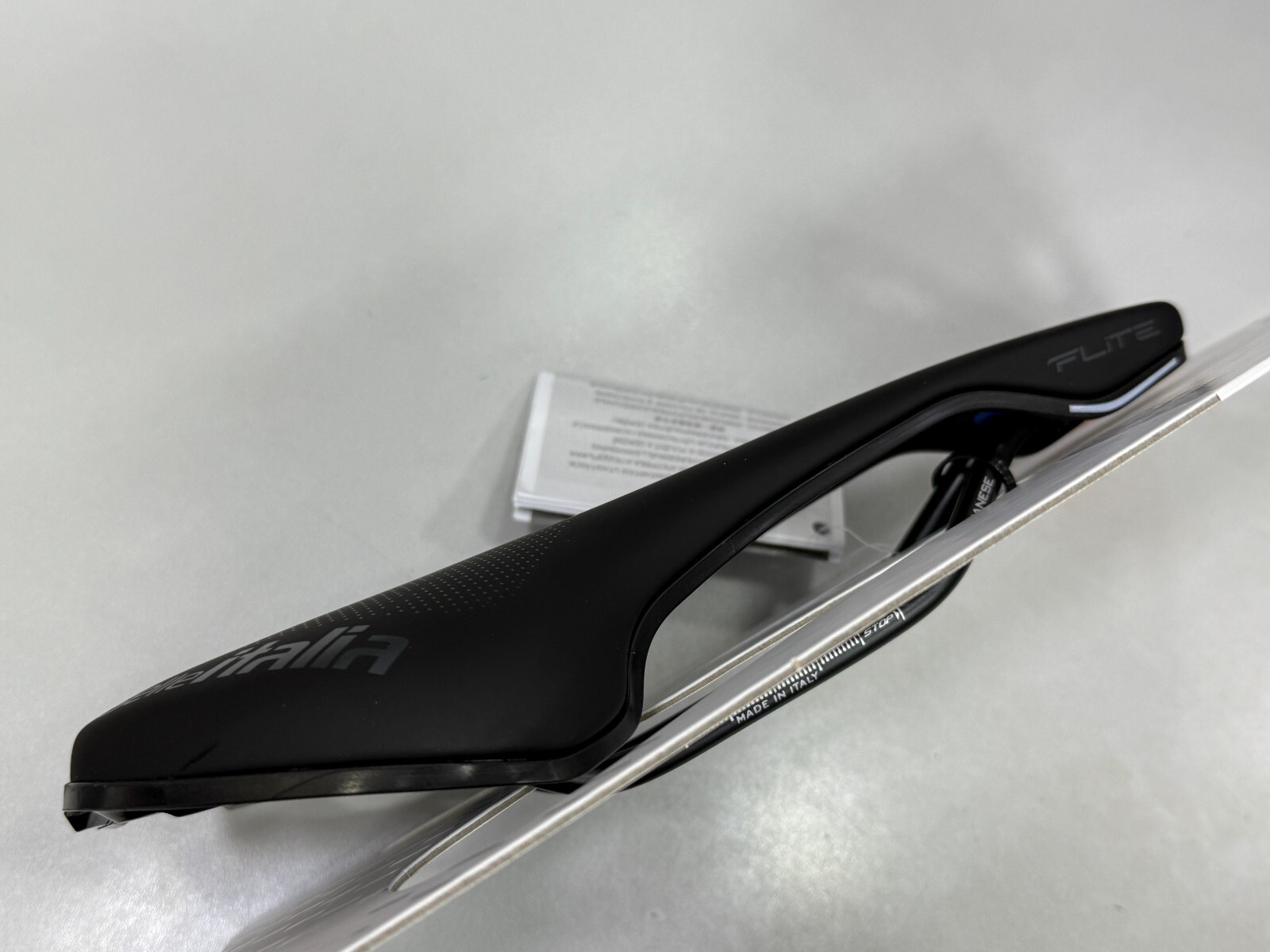Selle Italia Flite Boost TM Superflow Manganese Rail Saddle L3 (145x250mm) Black