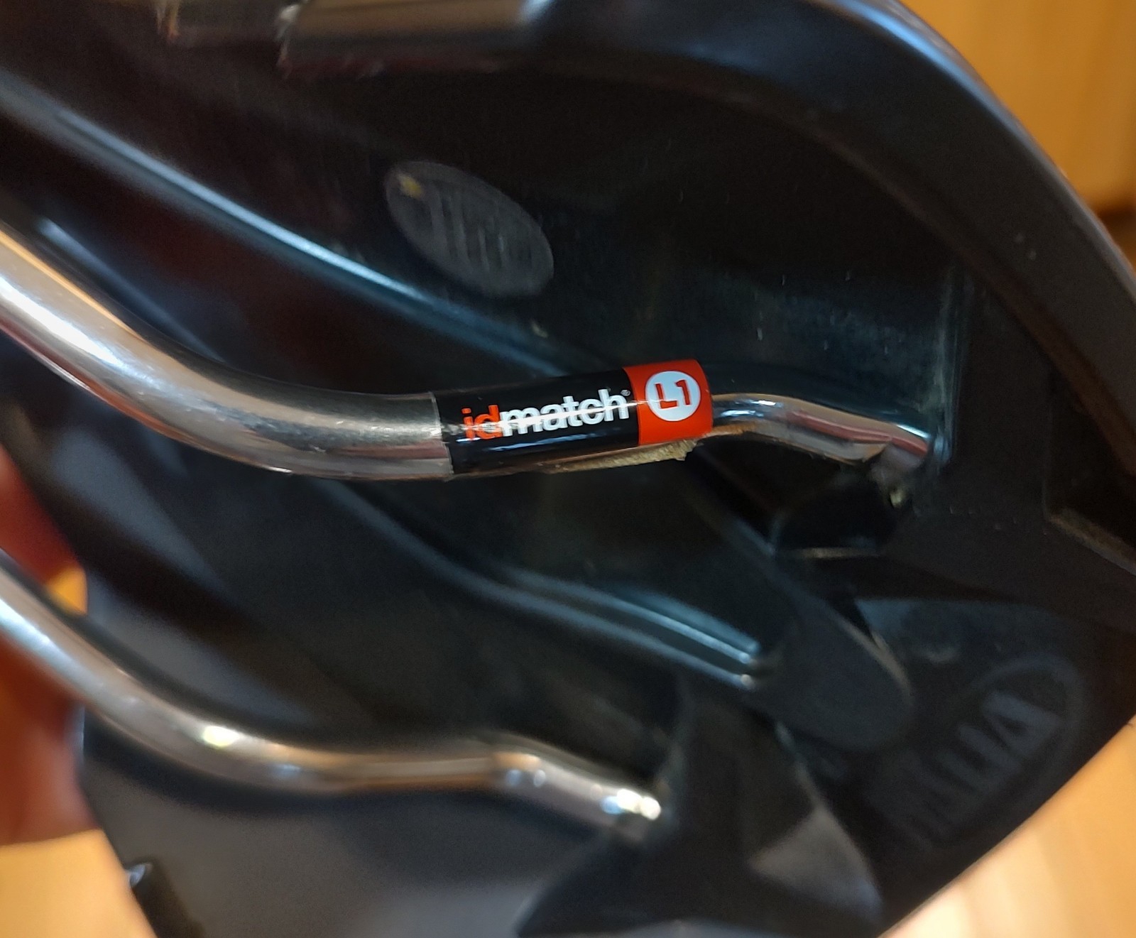 SELLE ITALIA X-LR SADDLE TITANIUM RAILS 142mm X 268mm