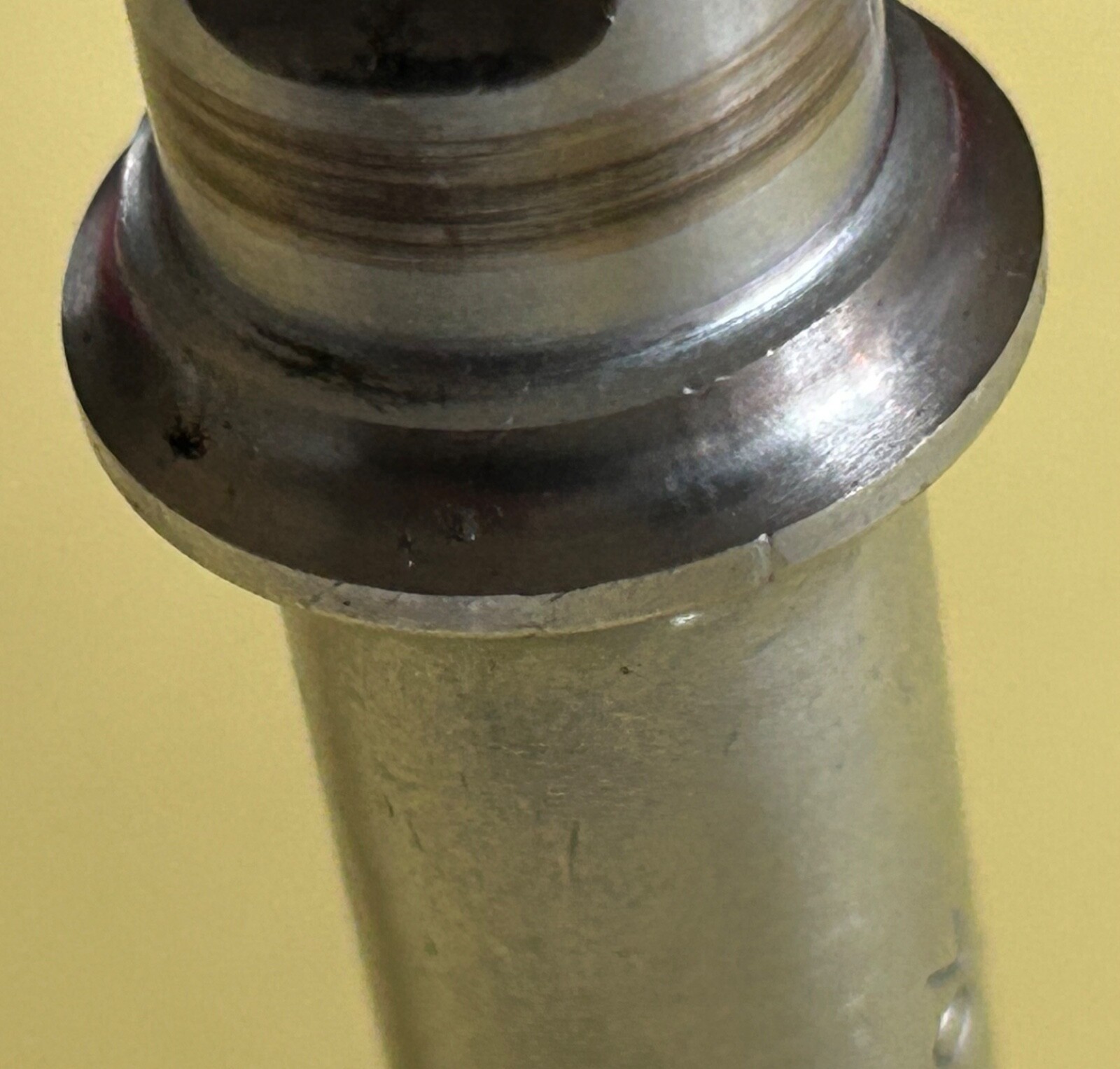CAMPAGNOLO – BOTTON BRACKET SPINDLE – 70SS / 109mm. – USED – VINTAGE